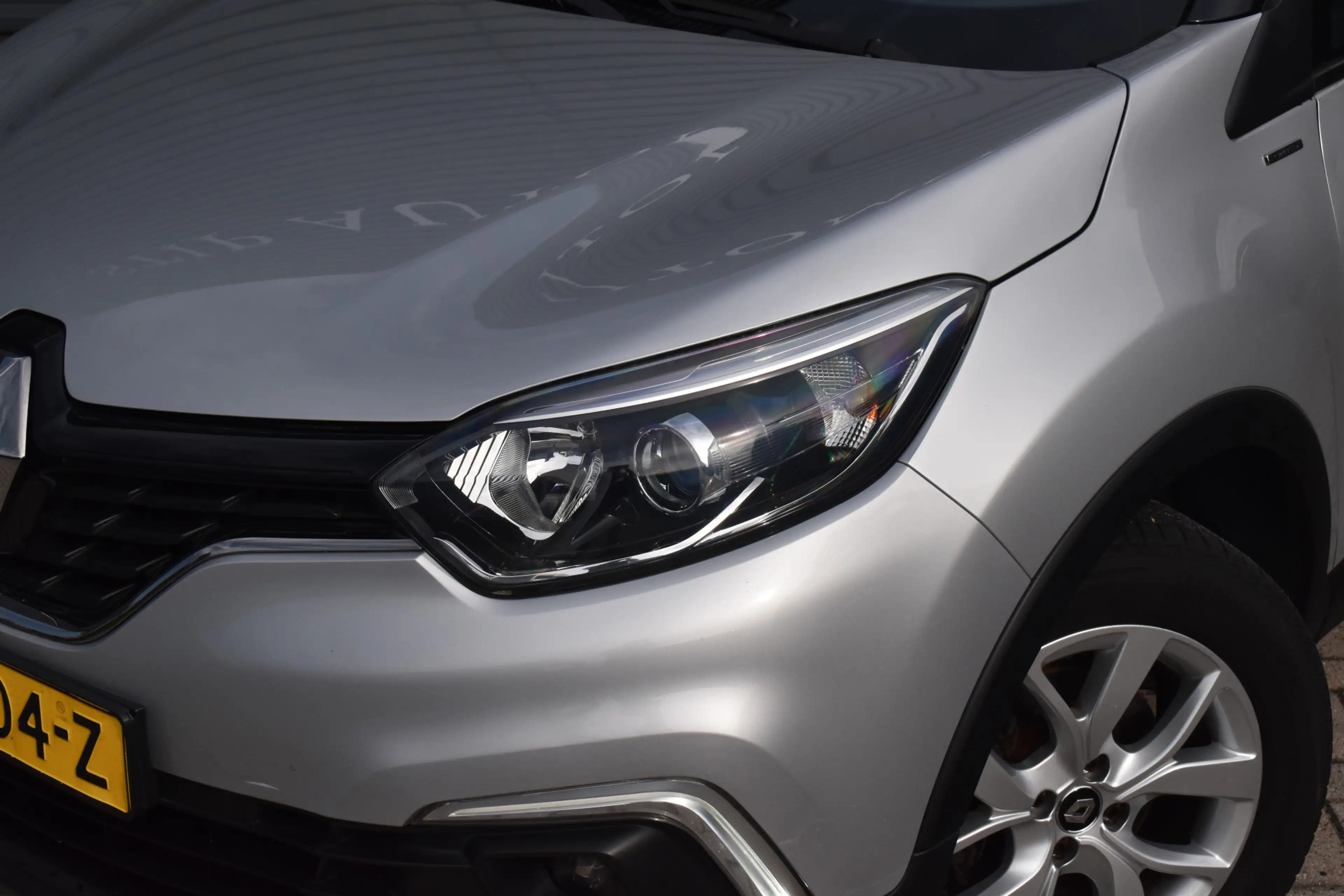 Renault Captur 1.2 TCe Aut. Limited | Trekhaak | Camera |  Keyles — photo 25