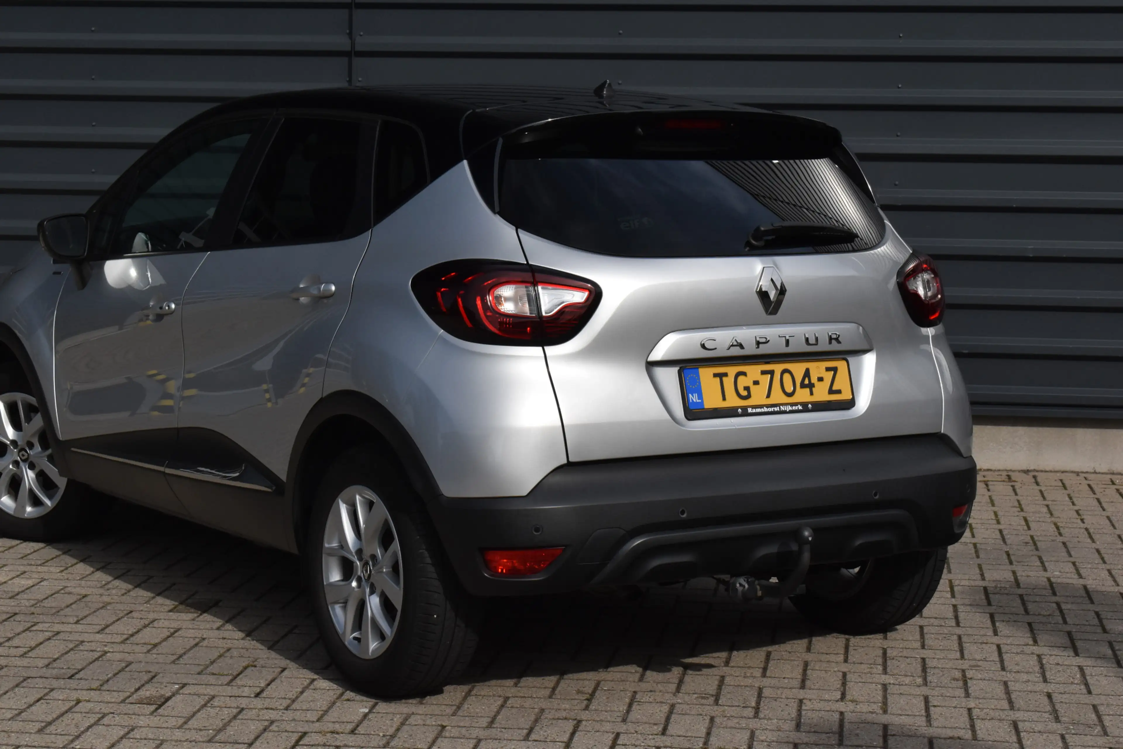 Renault Captur 1.2 TCe Aut. Limited | Trekhaak | Camera |  Keyles — photo 23