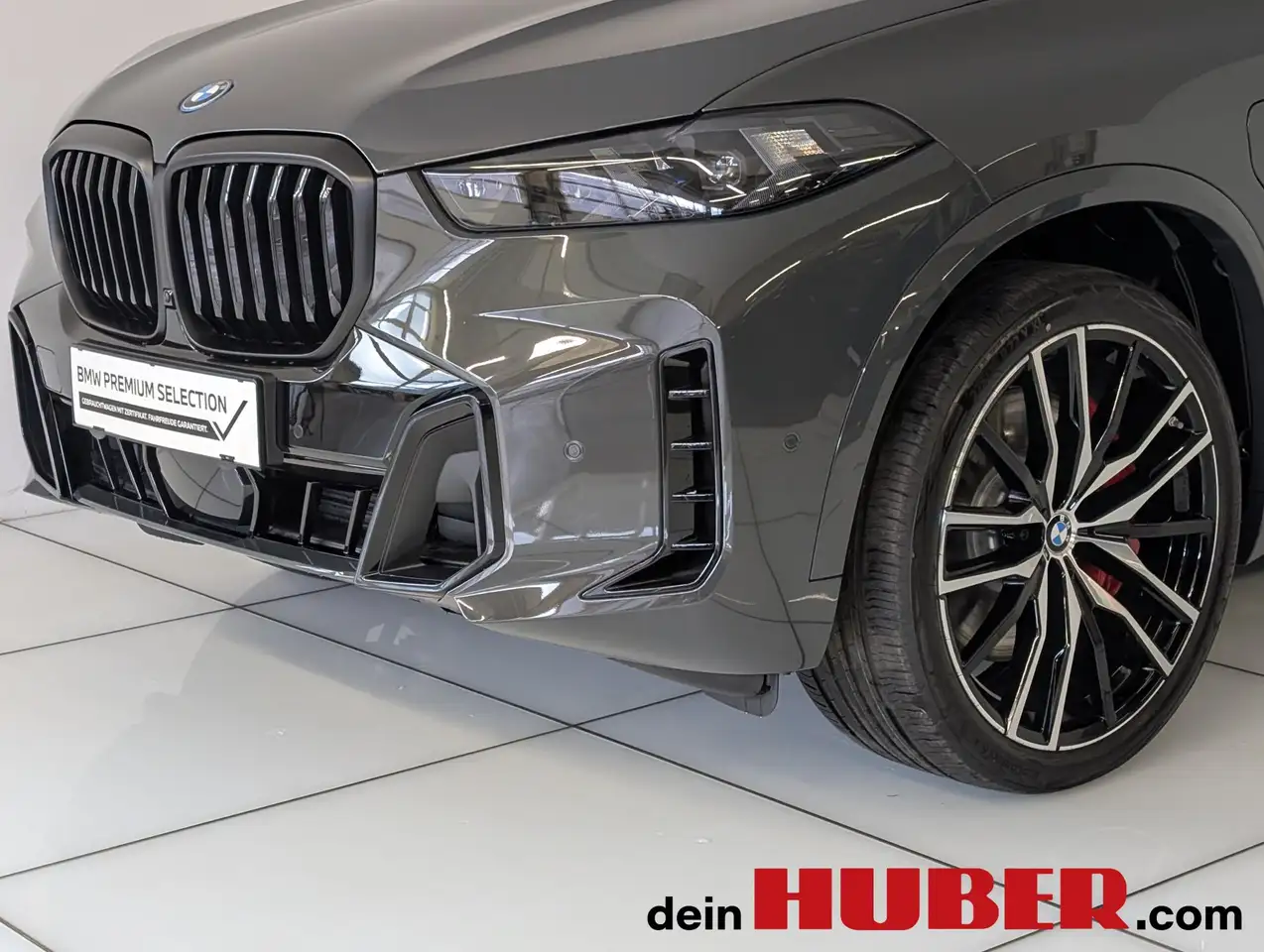 2026 BMW X5 xDrive50e, photograph 8