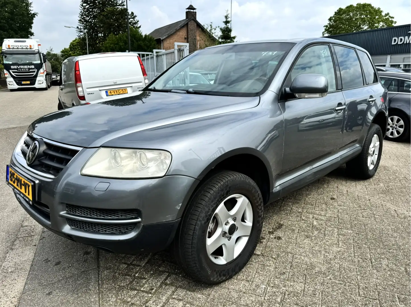 Volkswagen Touareg 3.2 V6 221pk NAVI/LEER/XENON/ST.VERW/TREKHAAK Szürke - 2