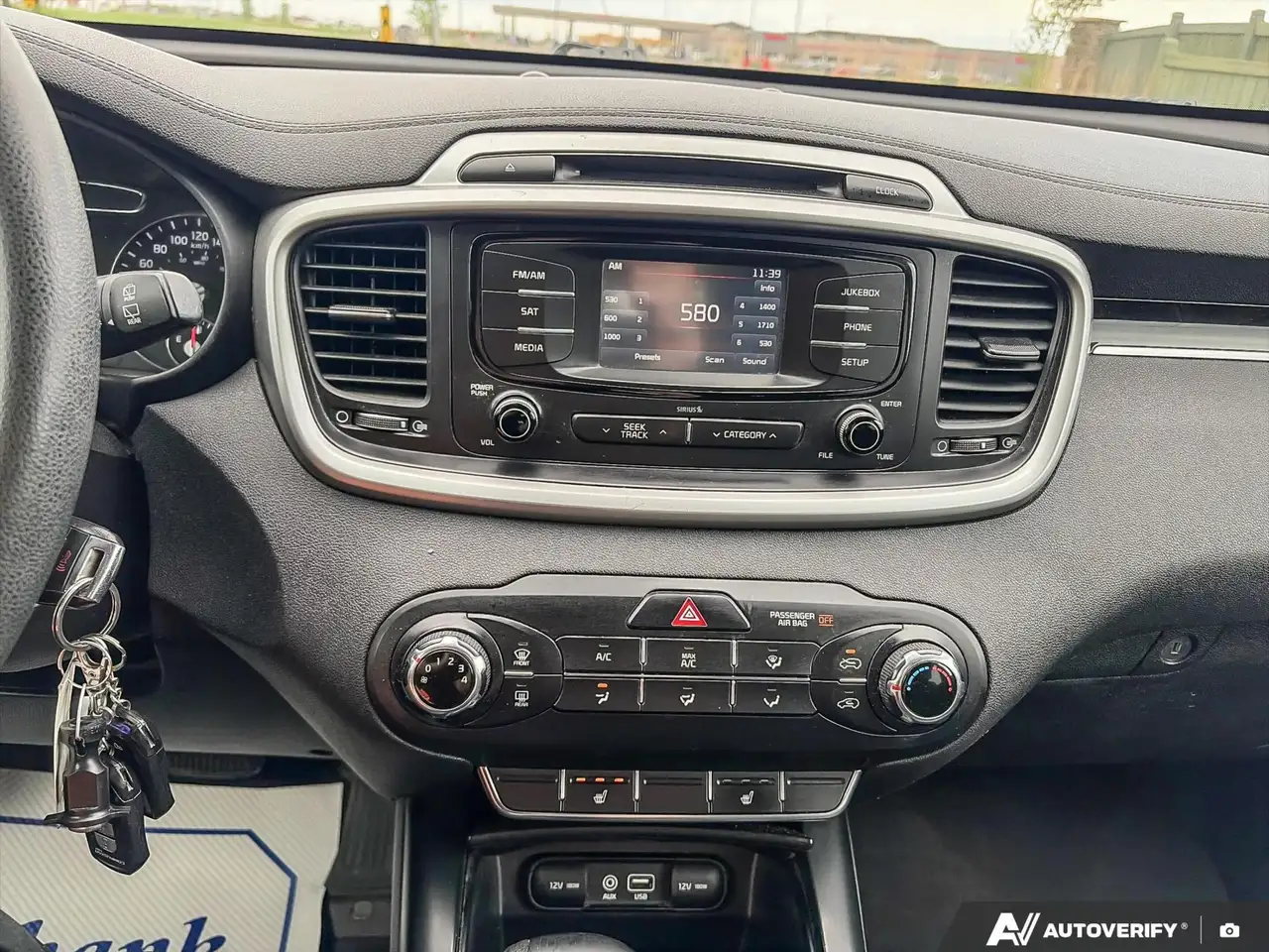 Kia Sorento снимка Kia Sorento