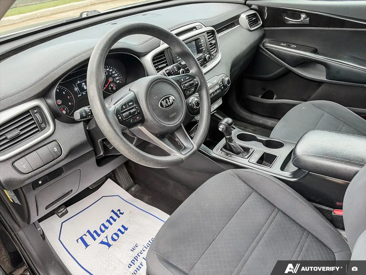 Kia Sorento снимка Kia Sorento