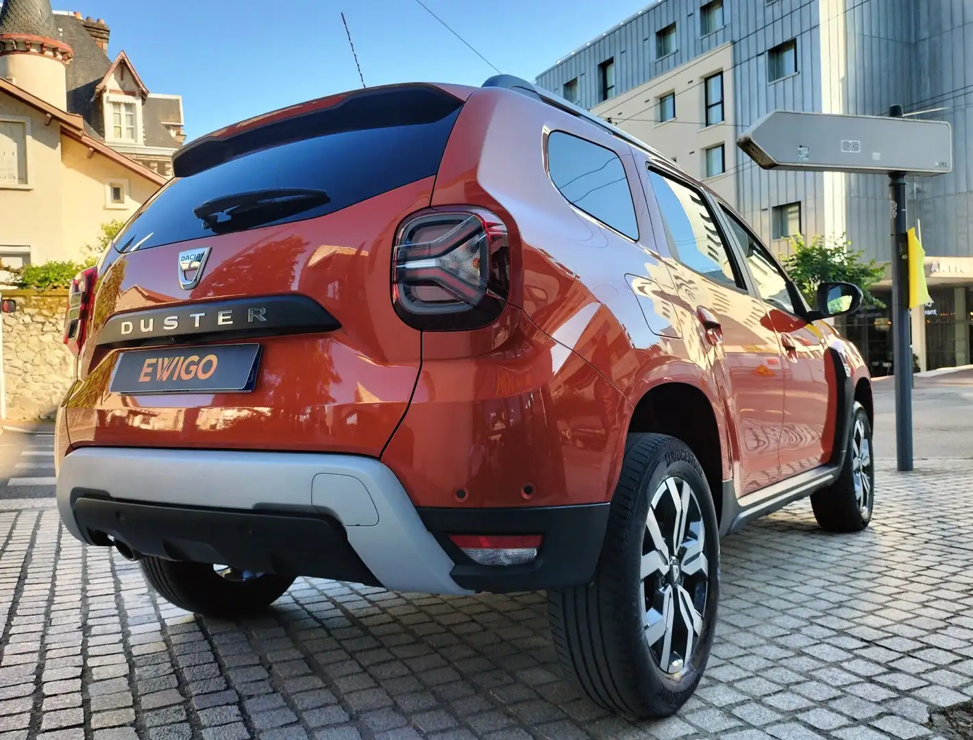 Dacia Duster 1.0 ECO-G 100 JOURNEY 4X2  "Appel Carplay" - 2