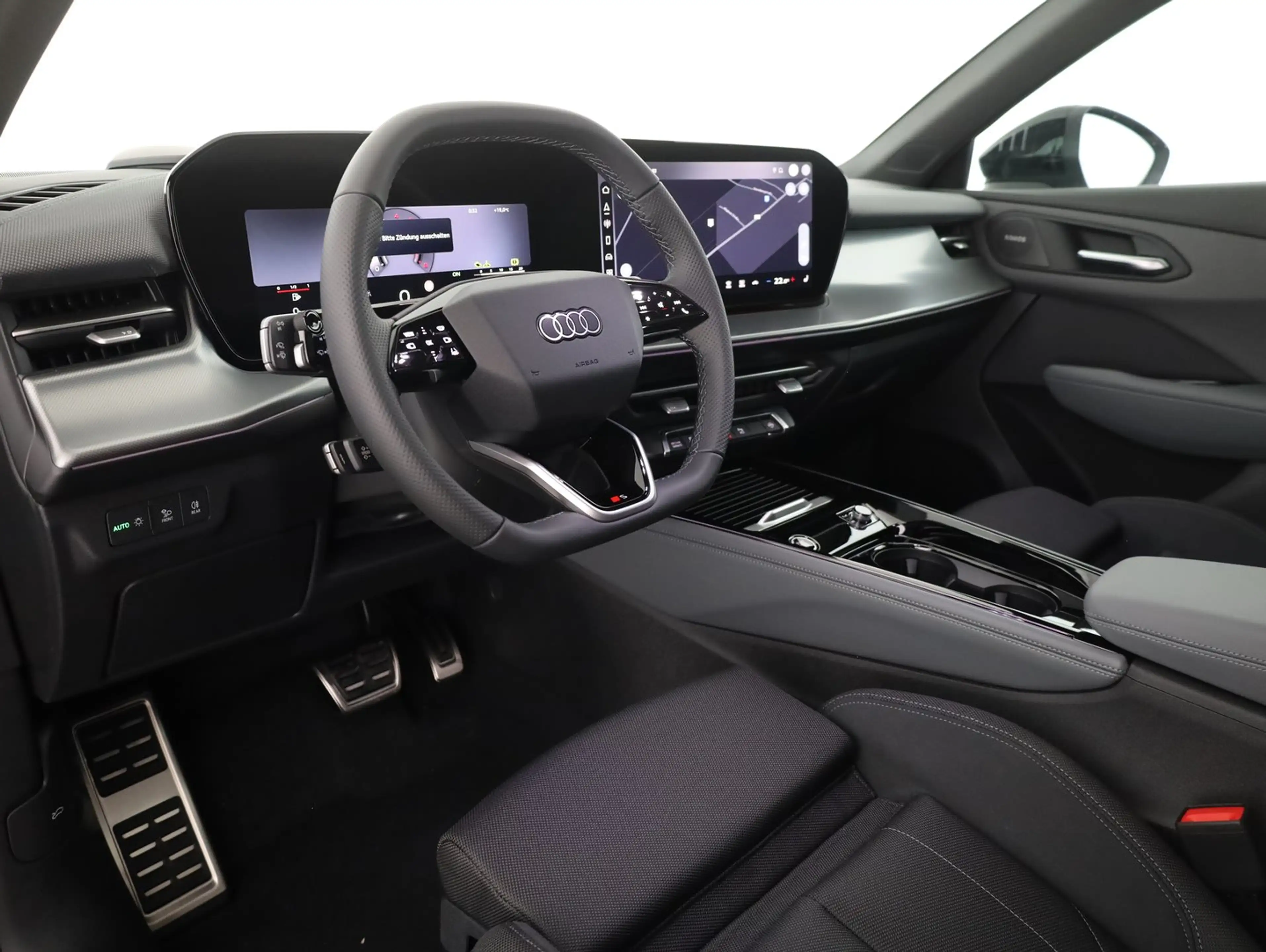 Audi Q3 TFSI quattro 150 kW — photo 11