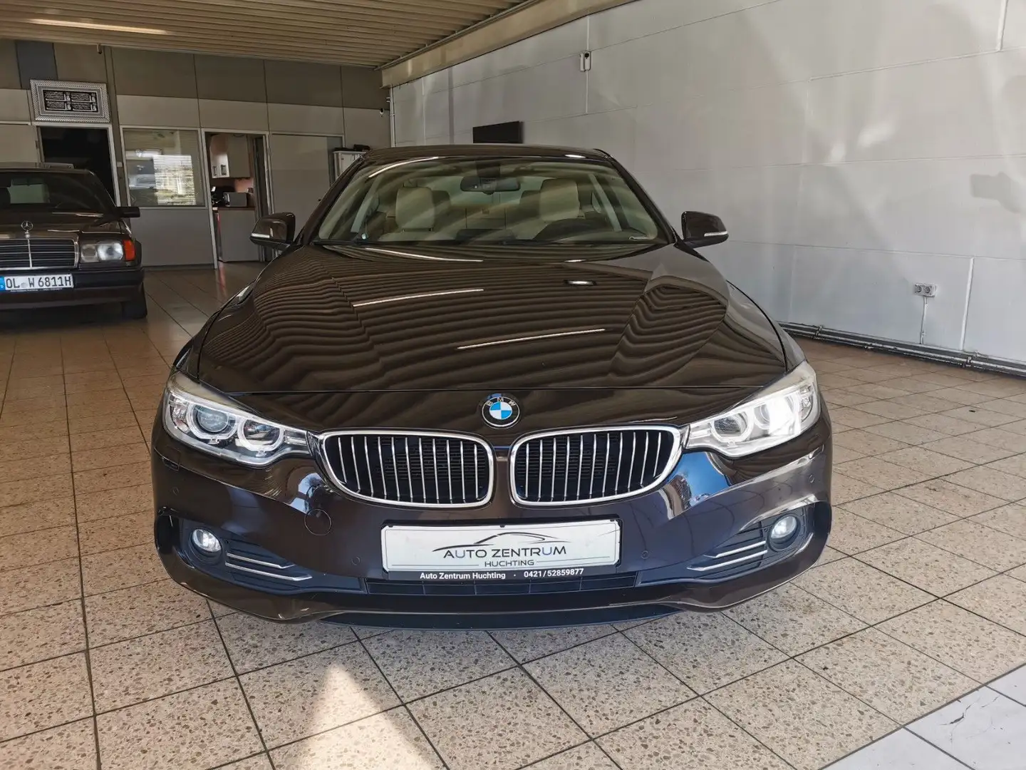 BMW 420 Baureihe 4 Coupe 420 d xDrive Luxury Line Brun - 2