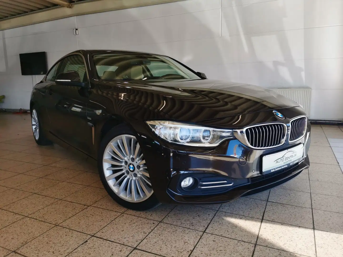 BMW 420 Baureihe 4 Coupe 420 d xDrive Luxury Line Brun - 1
