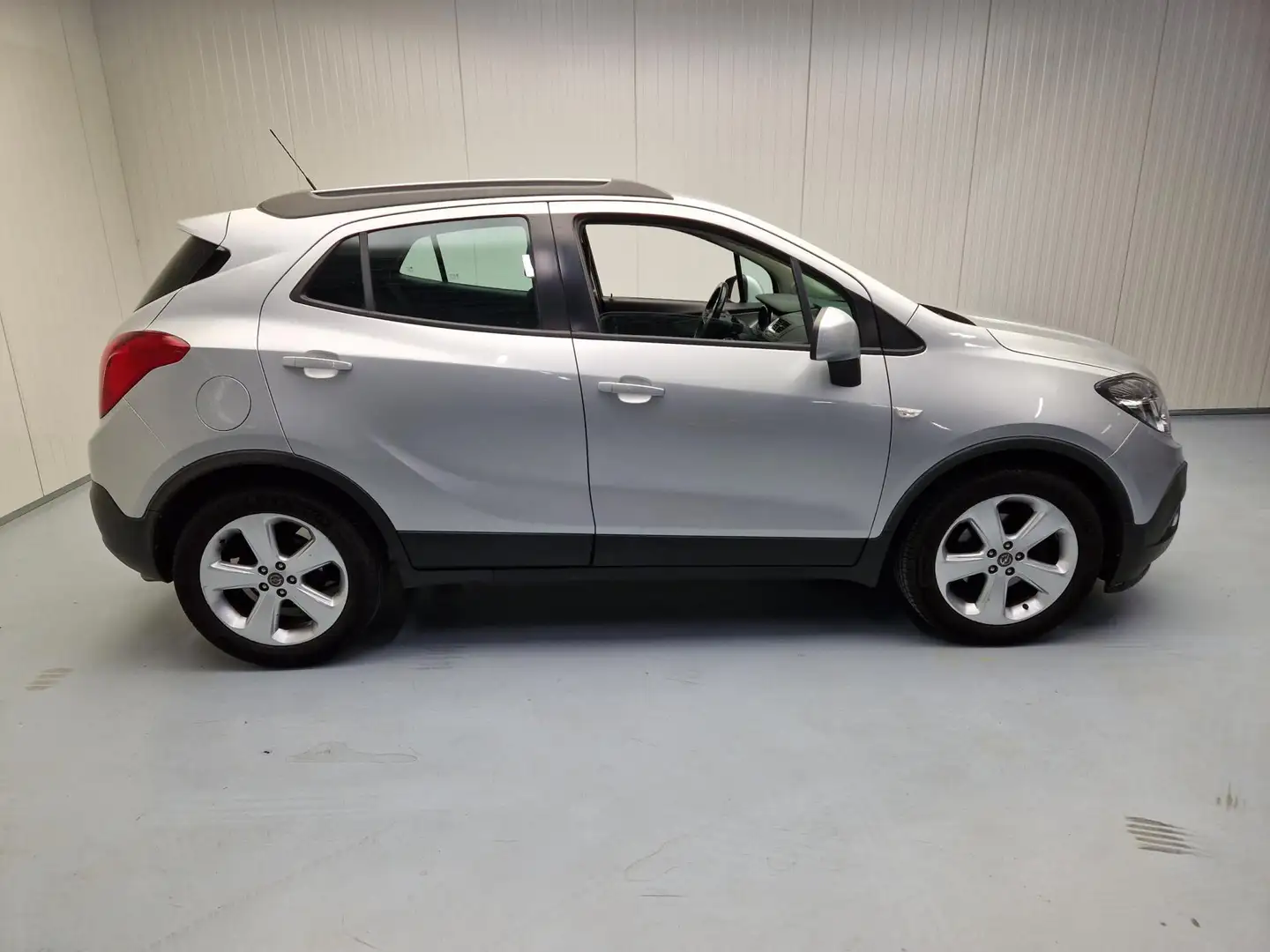 Opel Mokka 1.6 Edition Airco Cruise Control Alu Velgen Trekha Grau - 2