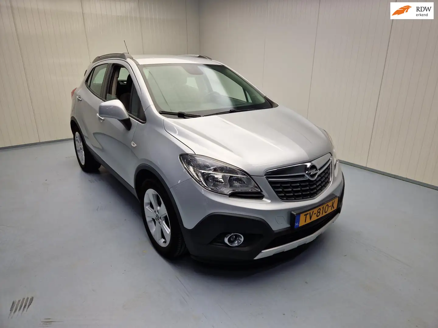 Opel Mokka 1.6 Edition Airco Cruise Control Alu Velgen Trekha Grau - 1