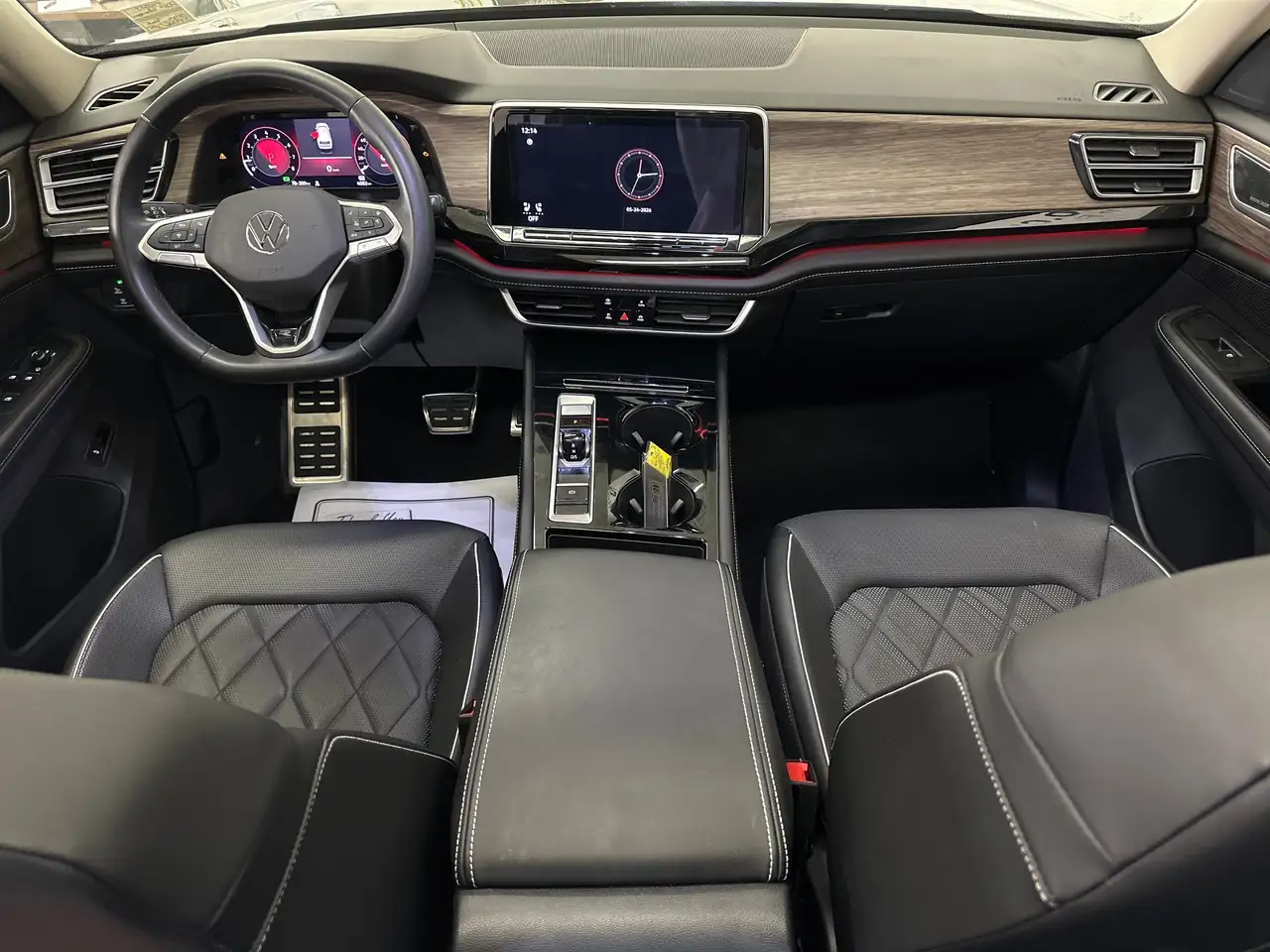 Volkswagen Atlas снимка Volkswagen Atlas