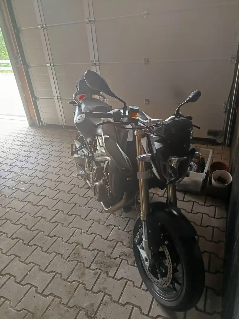 BMW F 800 R White - 1