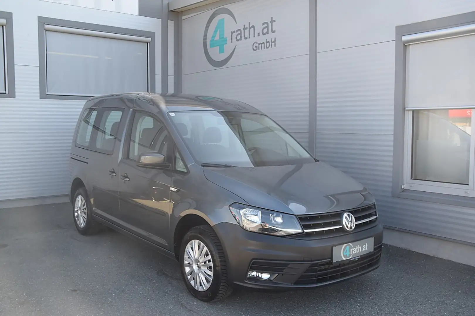 Volkswagen Caddy Kombi 2,0 TDI NAVI / 13.733 € Grau - 1