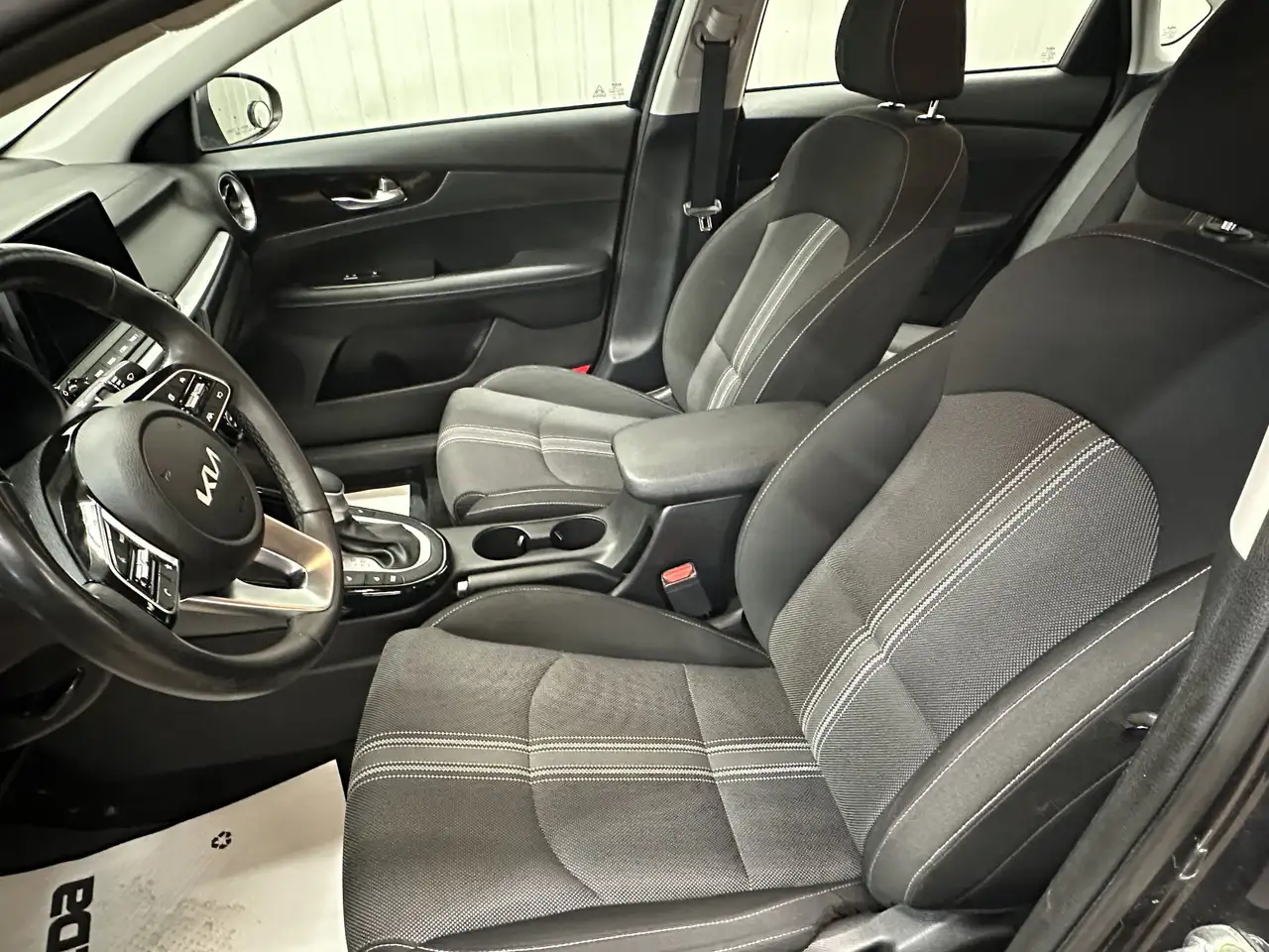Kia Forte снимка Kia Forte