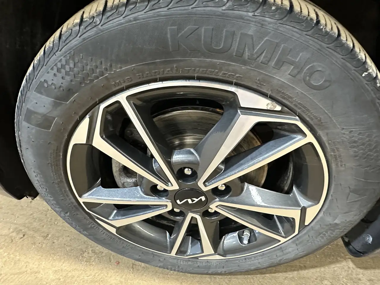 Kia Forte снимка Kia Forte
