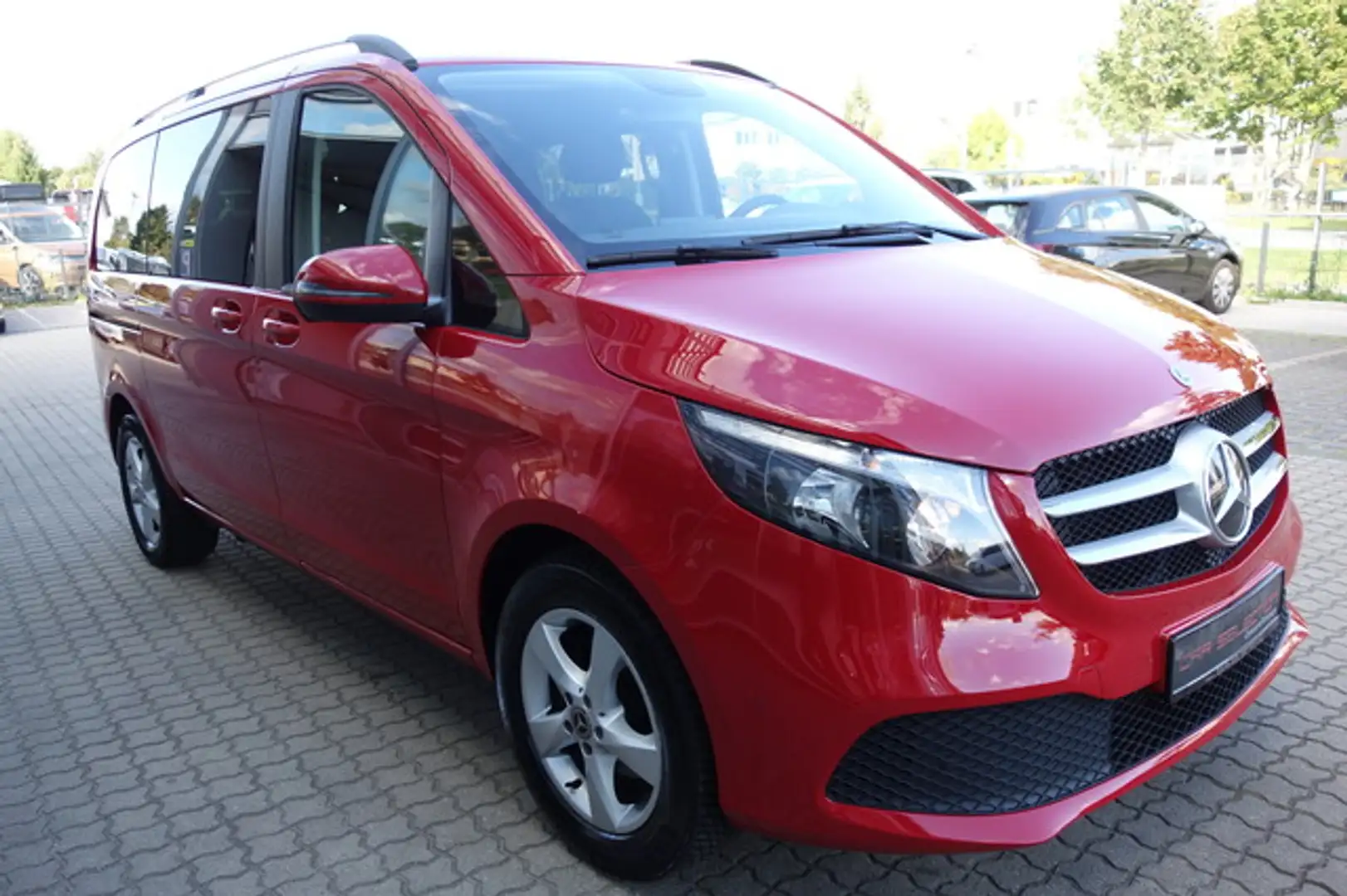 Mercedes-Benz V 220 d Edition Kompakt 2sTÜR/KAM/TISCH/AHK/NAVI Rood - 2