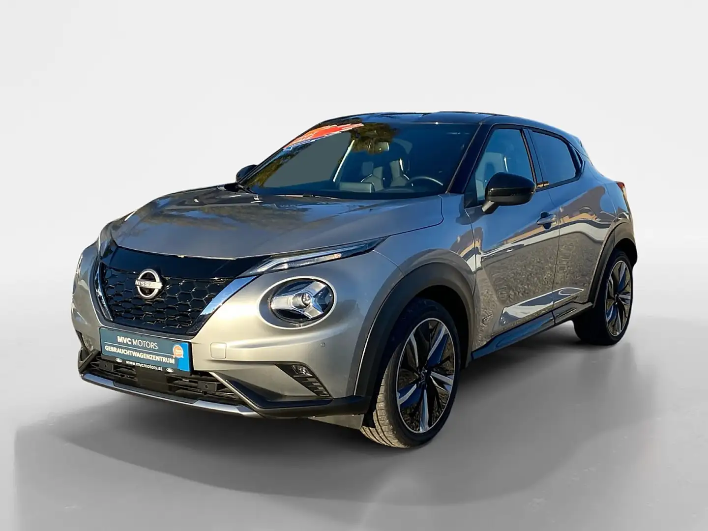 Nissan Juke 1,6 Hybrid N-Design 4AMT Aut. Silber - 1