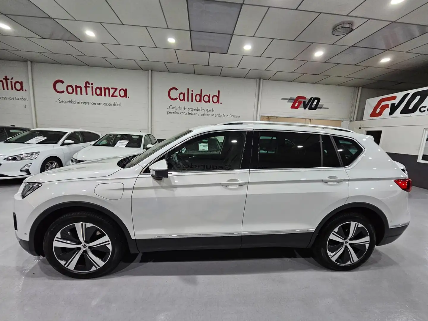 SEAT Tarraco E-HYBRID 1.4 245CV X-CELLENCE Blanc - 2