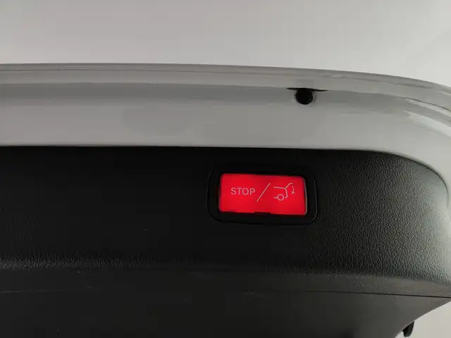Mercedes-Benz 300 view 14