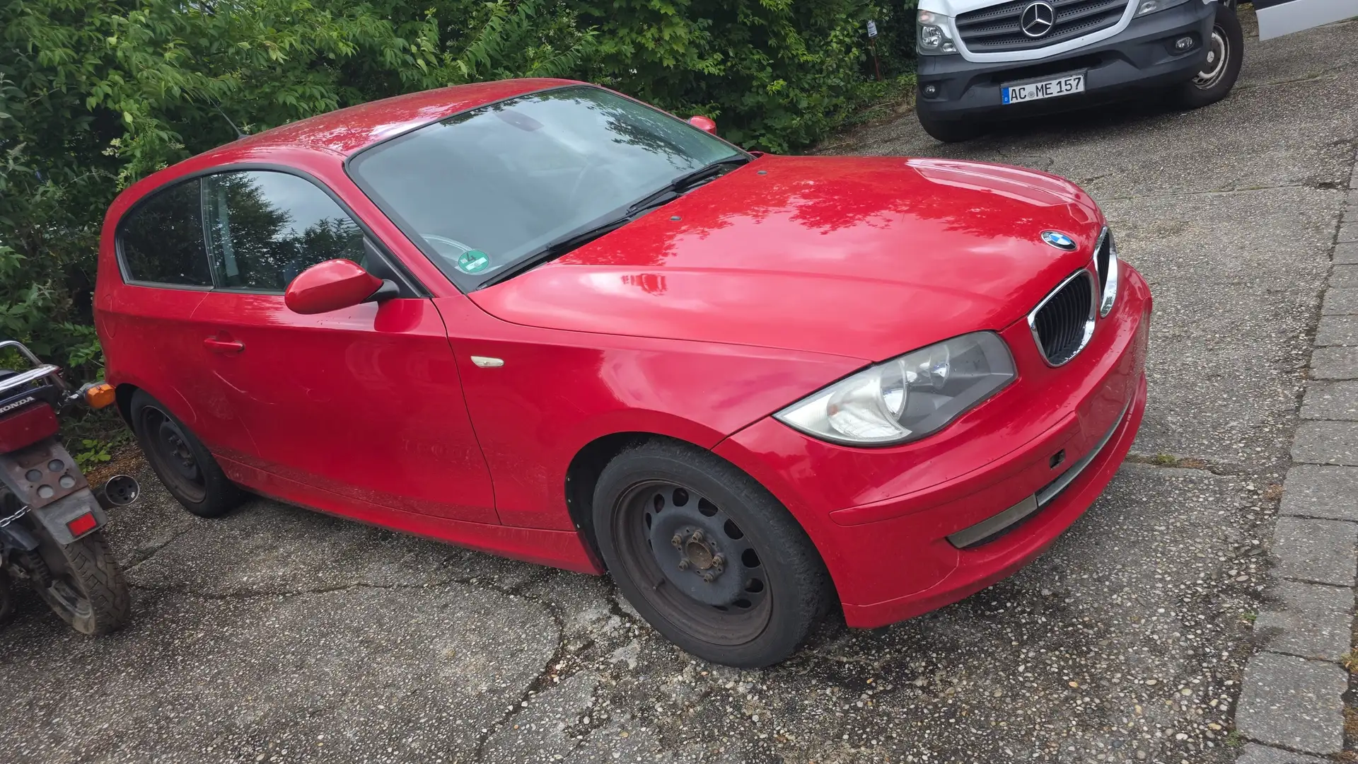 BMW 116 116d DPFEdition Lifestyle Rot - 2