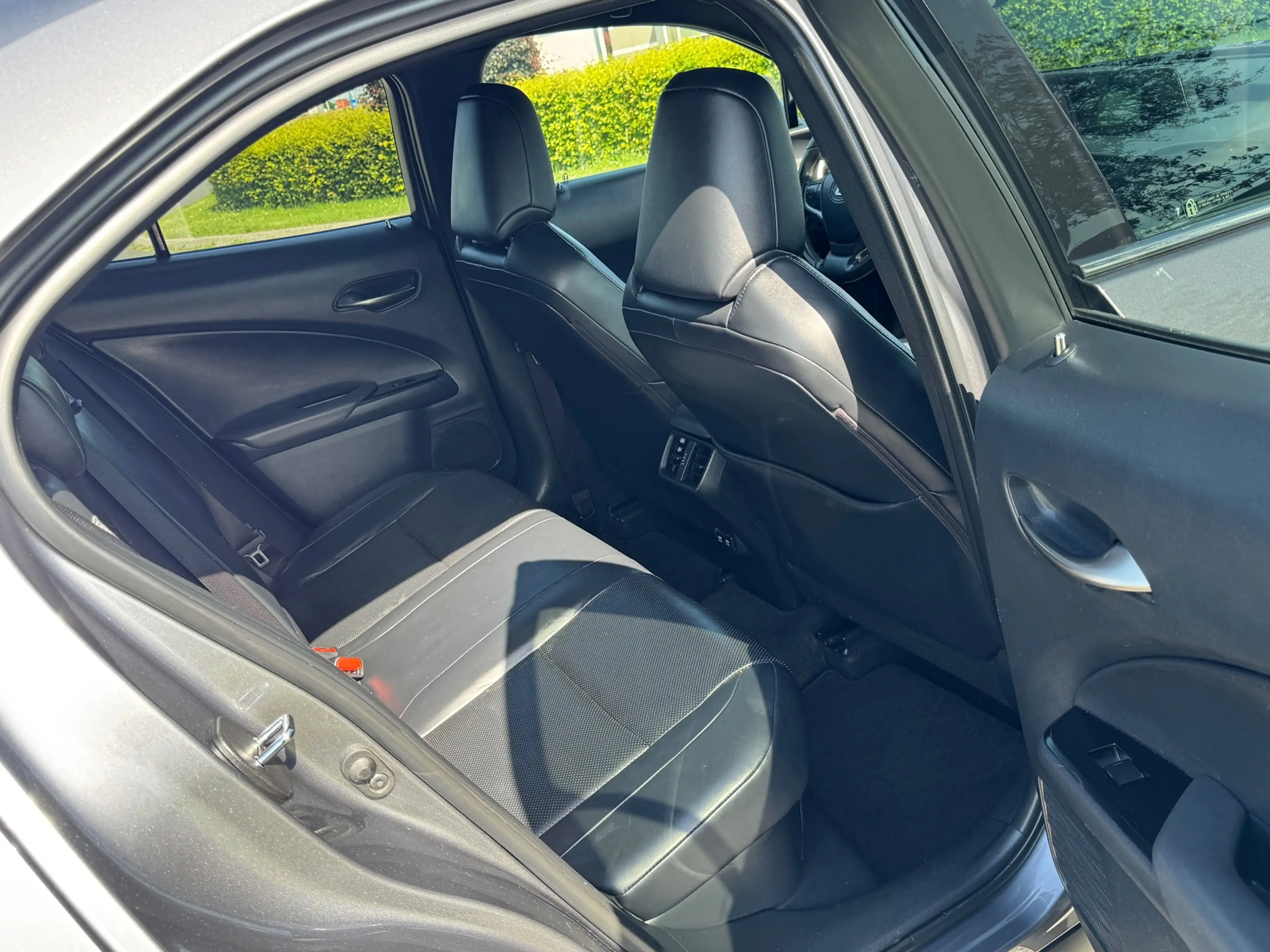 Lexus UX 250h Business Line, Aut, Acc, Stoelvrw, Navi, Pdc, Cam, — photo 12