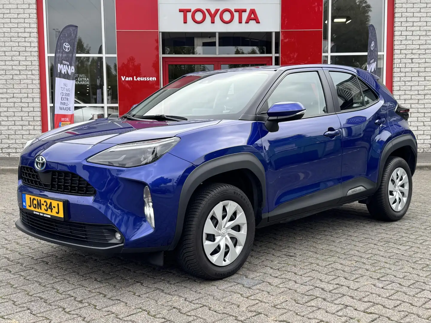 Toyota Yaris Cross HYBRID 115 ALL-SEASON PARKEERCAMERA APPLE/ANDROID Bleu - 1