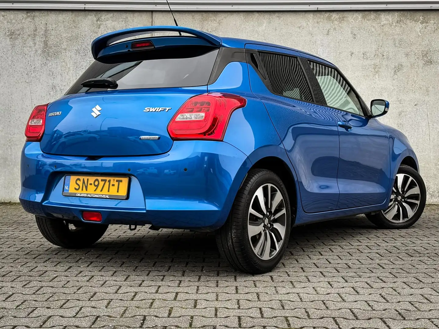 Suzuki Swift 1.0 Smart Hybrid | ACC | Clima | Navi | DAB | PDC Синій - 2