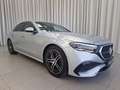 Mercedes-Benz E 220 d Limousine SpurW Winterp. SportS. Silber - thumbnail 3