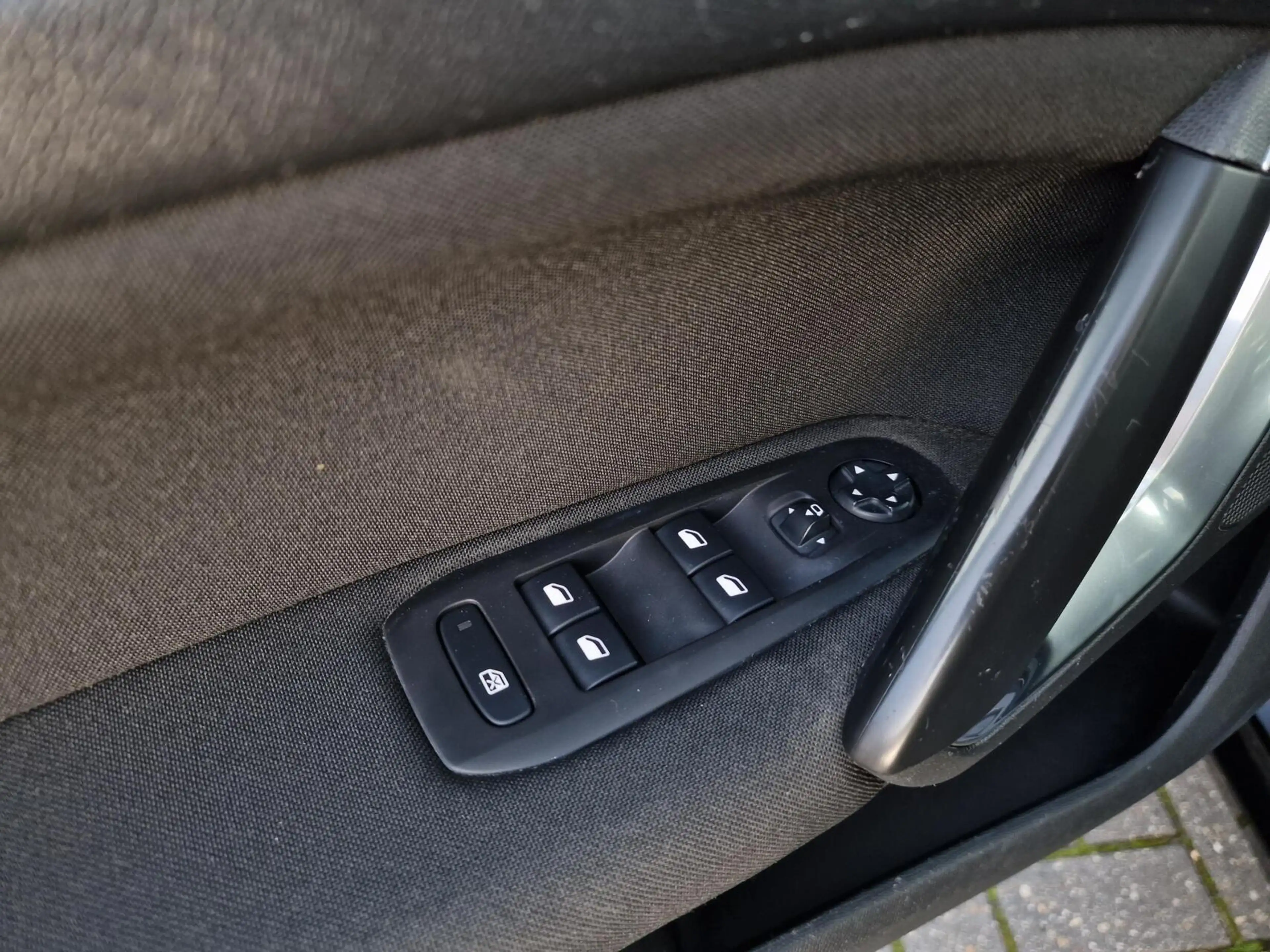 Peugeot 308 SW 1.2 PureTech Blue Lease Executive|Clima|cruise| — photo 13