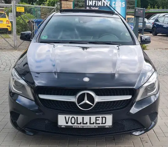 Mercedes-Benz CLA 220 CDI DCT Panoramadach PDC V+H