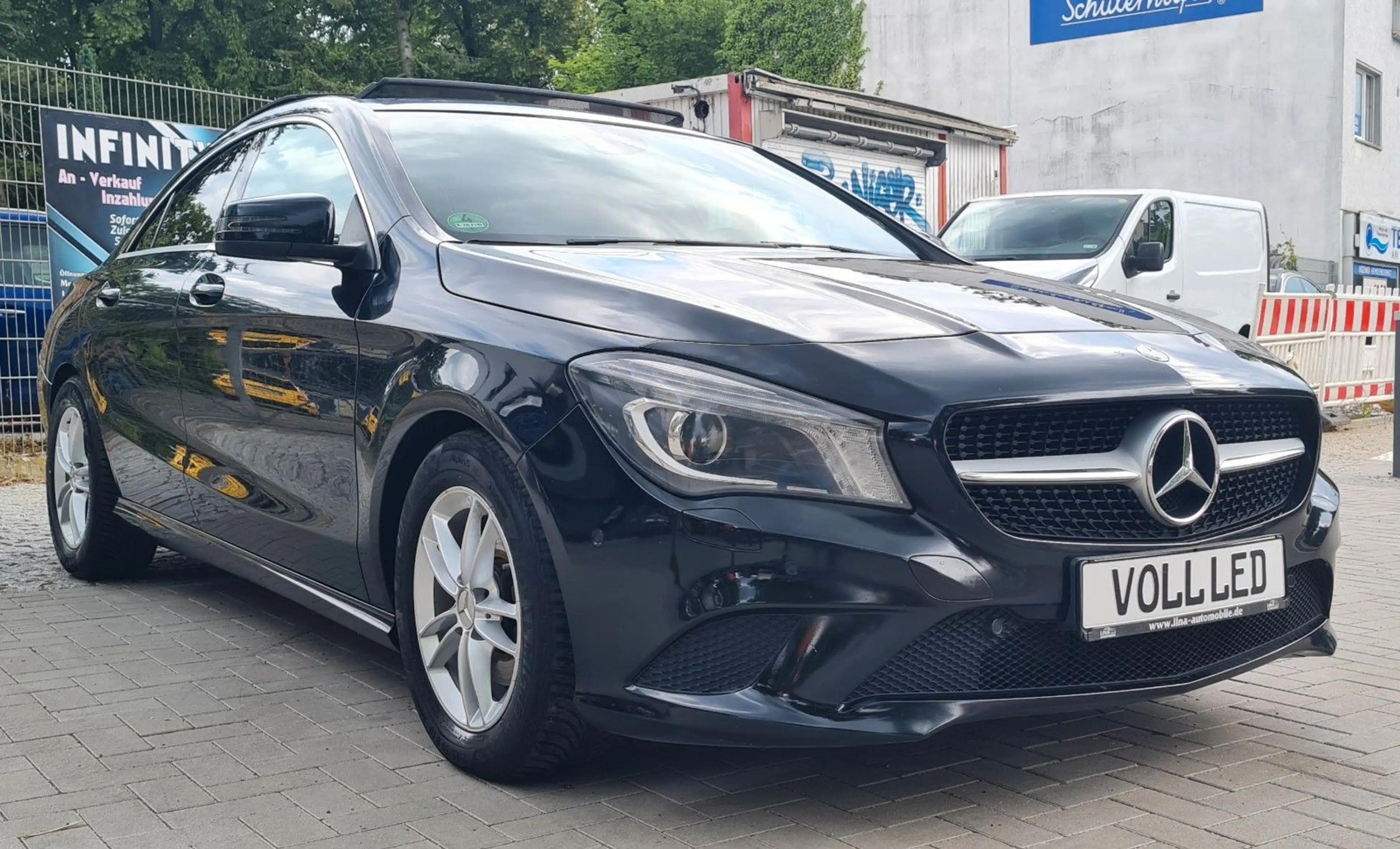 Mercedes-Benz CLA 220 CDI DCT Panoramadach PDC V+H — photo 3