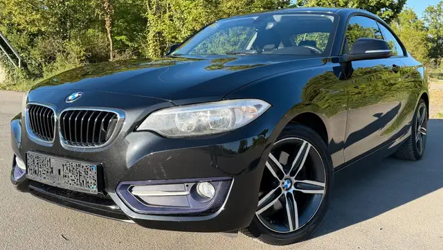 BMW 220 d Coupé Sport Line 1 HAND PDC SITZHEIZUNG TOP