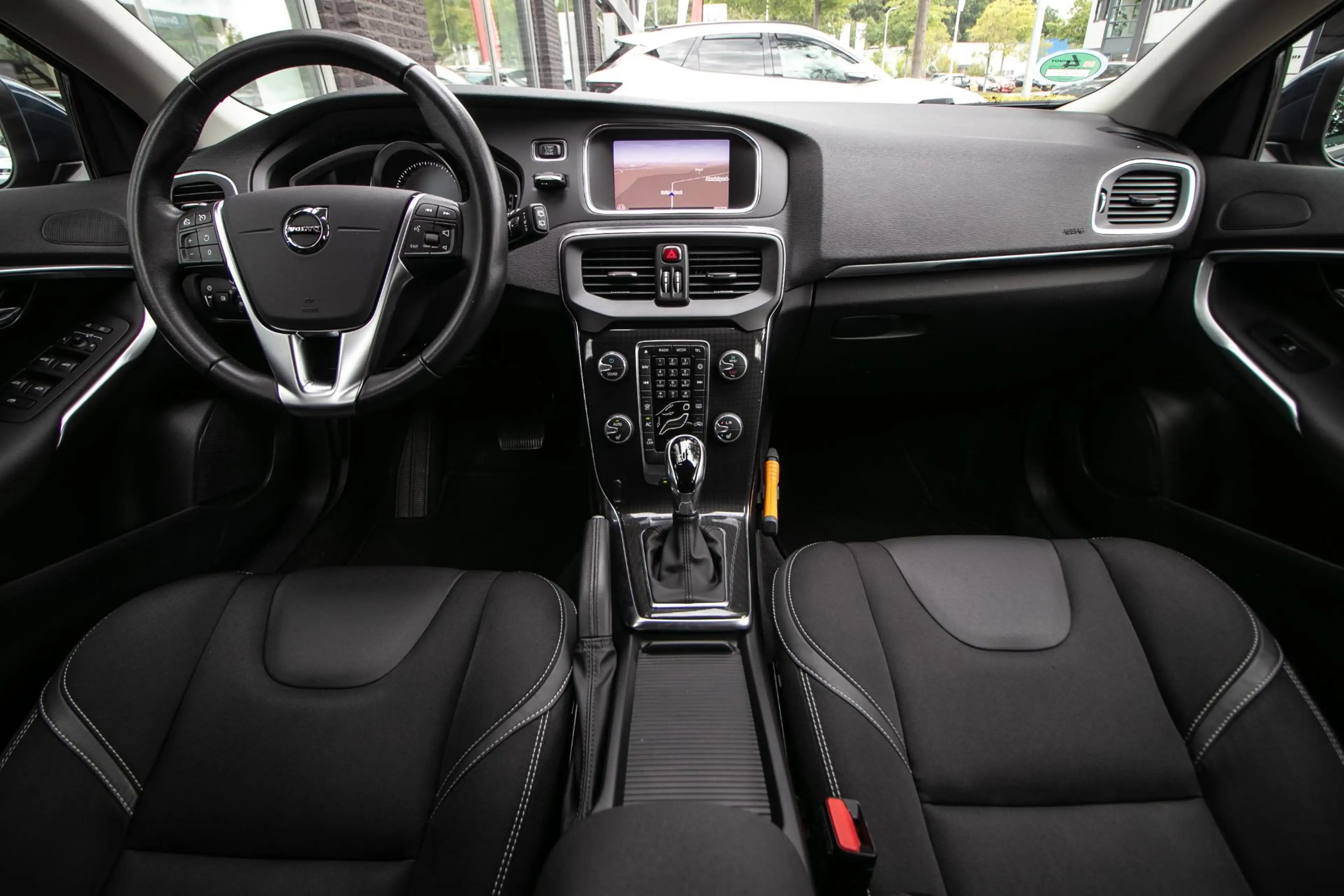 Volvo V40 1.5 T2 Polar+ | Goed onderhouden | Trekhaak | All — photo 14