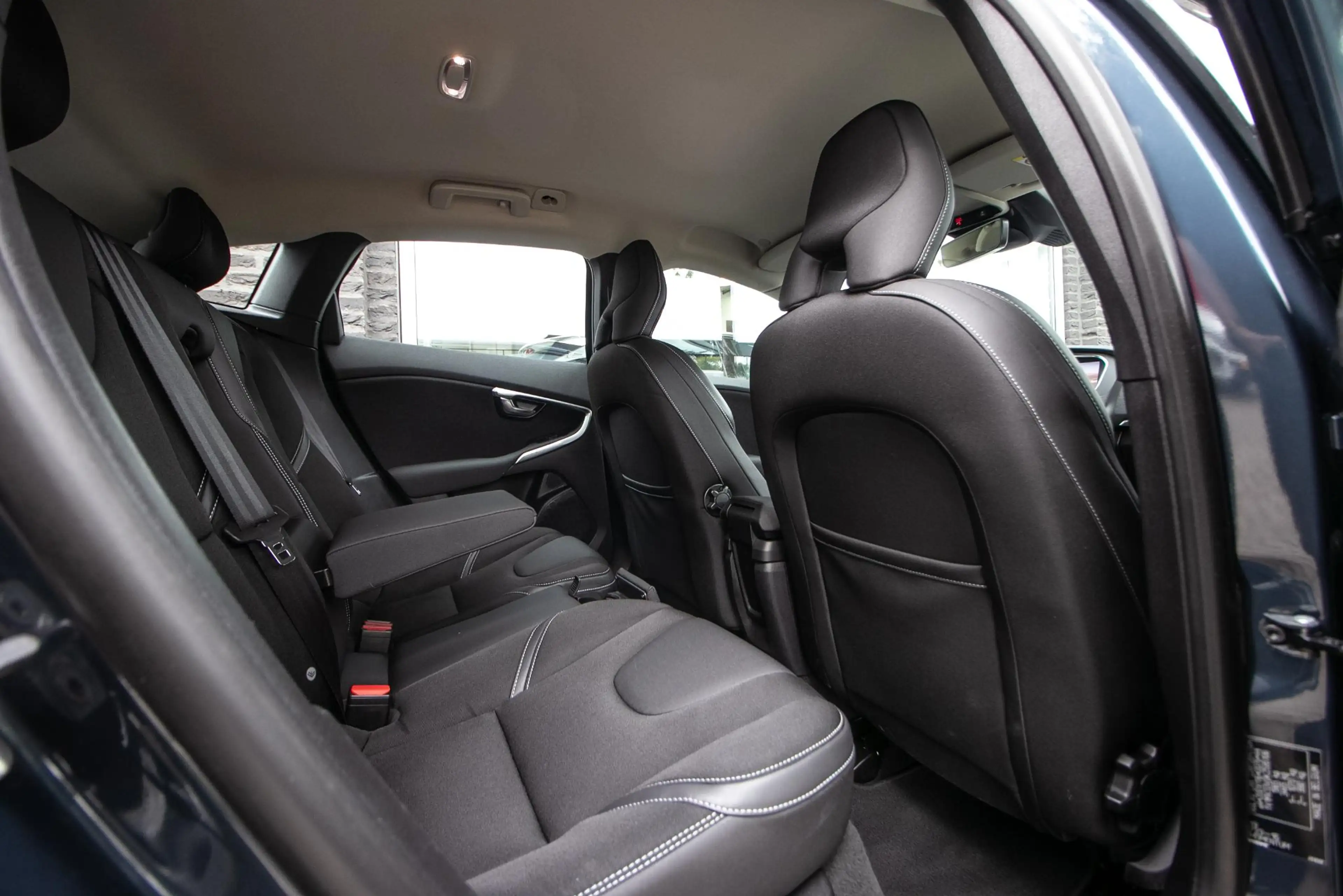 Volvo V40 1.5 T2 Polar+ | Goed onderhouden | Trekhaak | All — photo 6