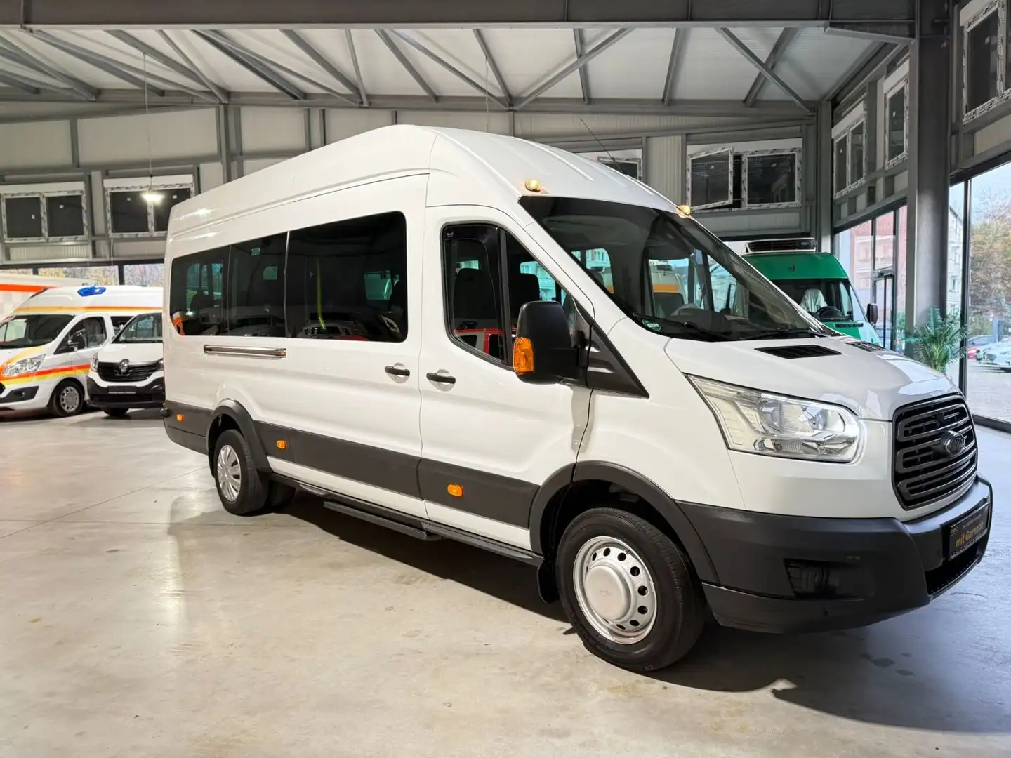 Ford Transit Bus 460 MAXI L4*18-SITZER*EU6*KLIMA*118T Blanc - 1
