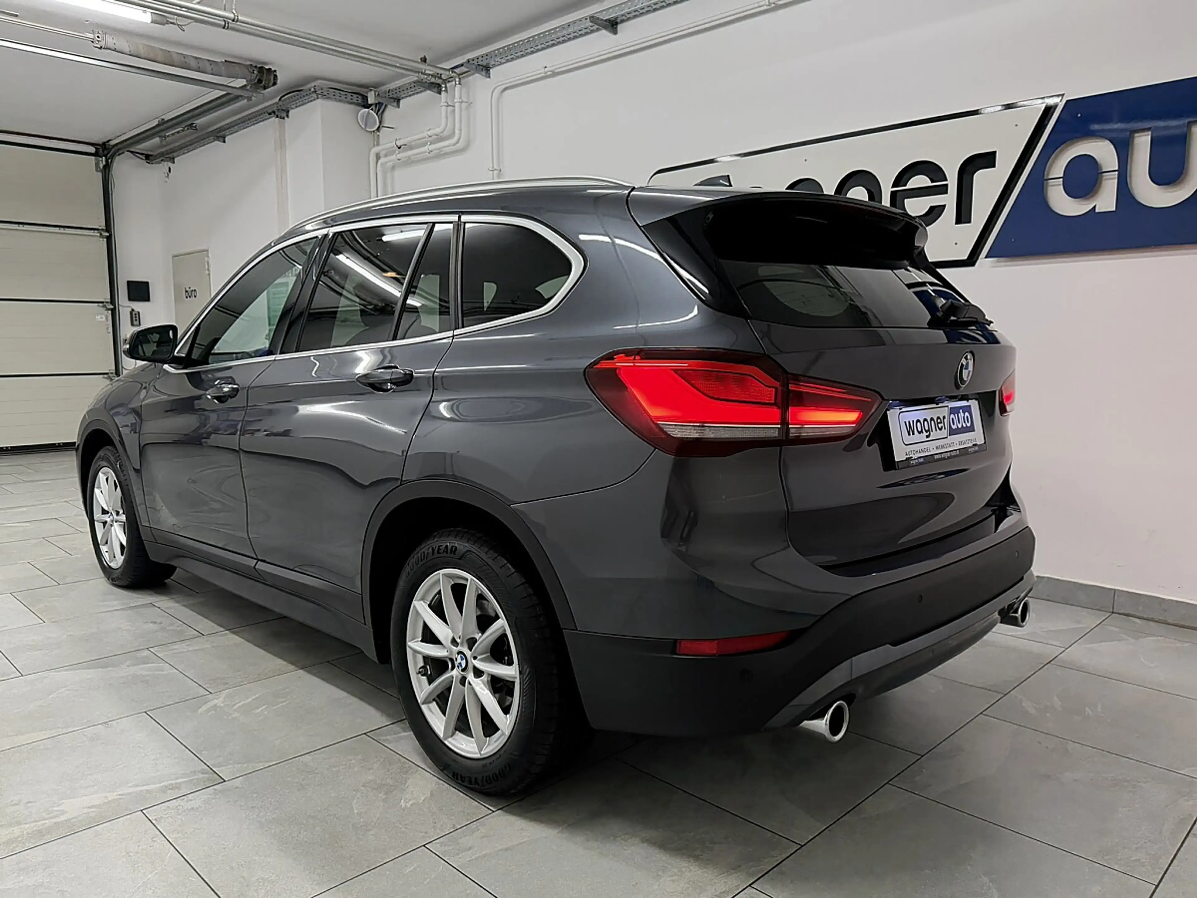 BMW X1 sDrive18d Aut.LCI/LED/NaviPro/HeadUp/Pano/HiFi/RFK — photo 14