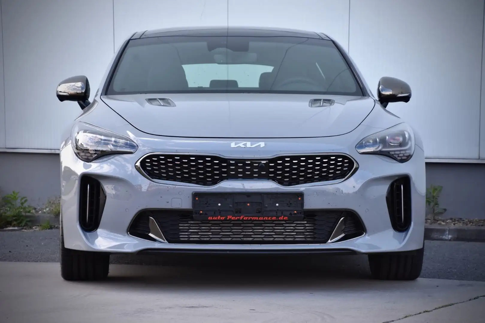 Kia Stinger GT 4WD FACELIFT 2022 Plateado - 2