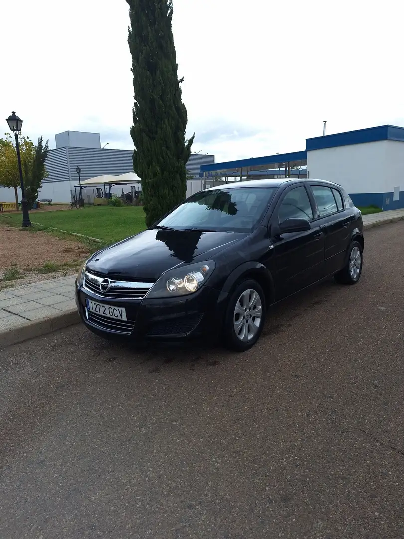 Opel Astra Sedán 1.7CDTi Cosmo - 2