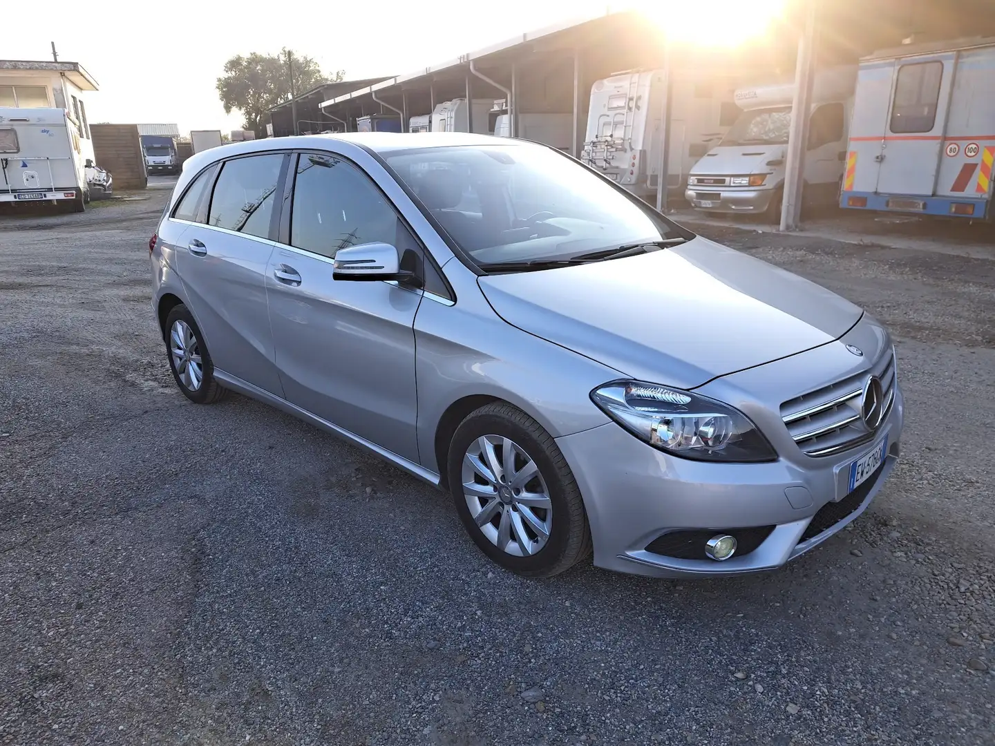 Mercedes-Benz B 180 B 180 cdi be Premium Argento - 2