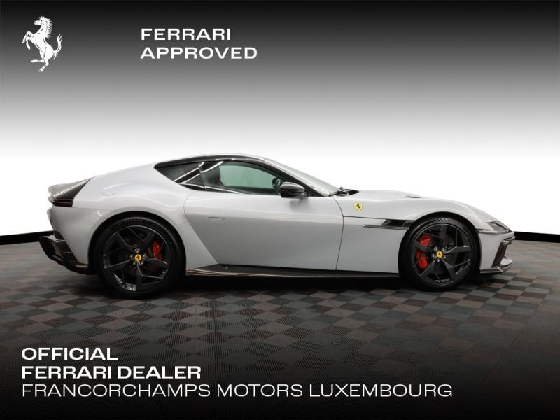 Ferrari 12 Cilindri 6.5 - 829 cv — photo 2