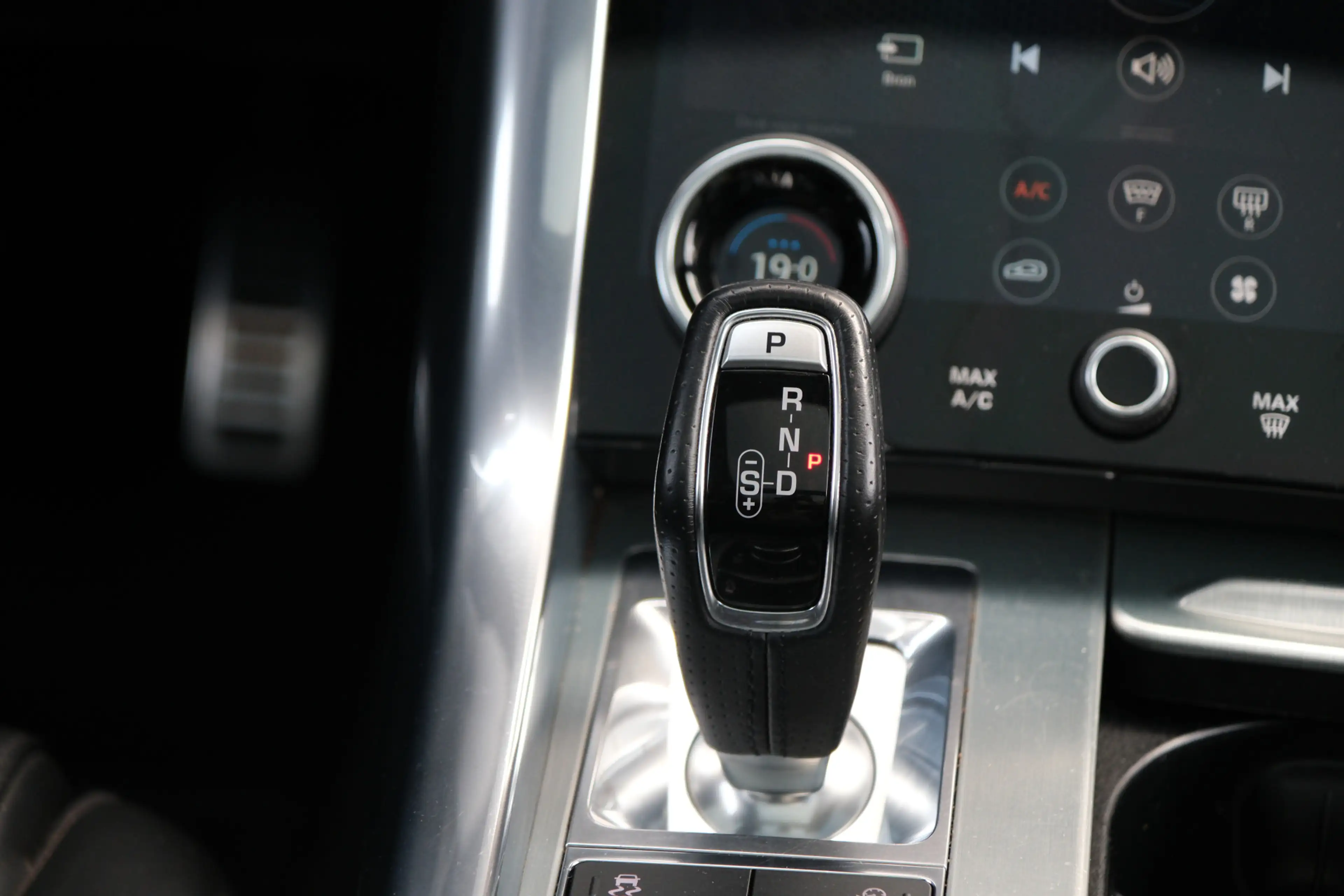 Land Rover Range Rover Sport 5.0 V8 SC SVR | 575PK | Head Up | Stoelventilatie — photo 38