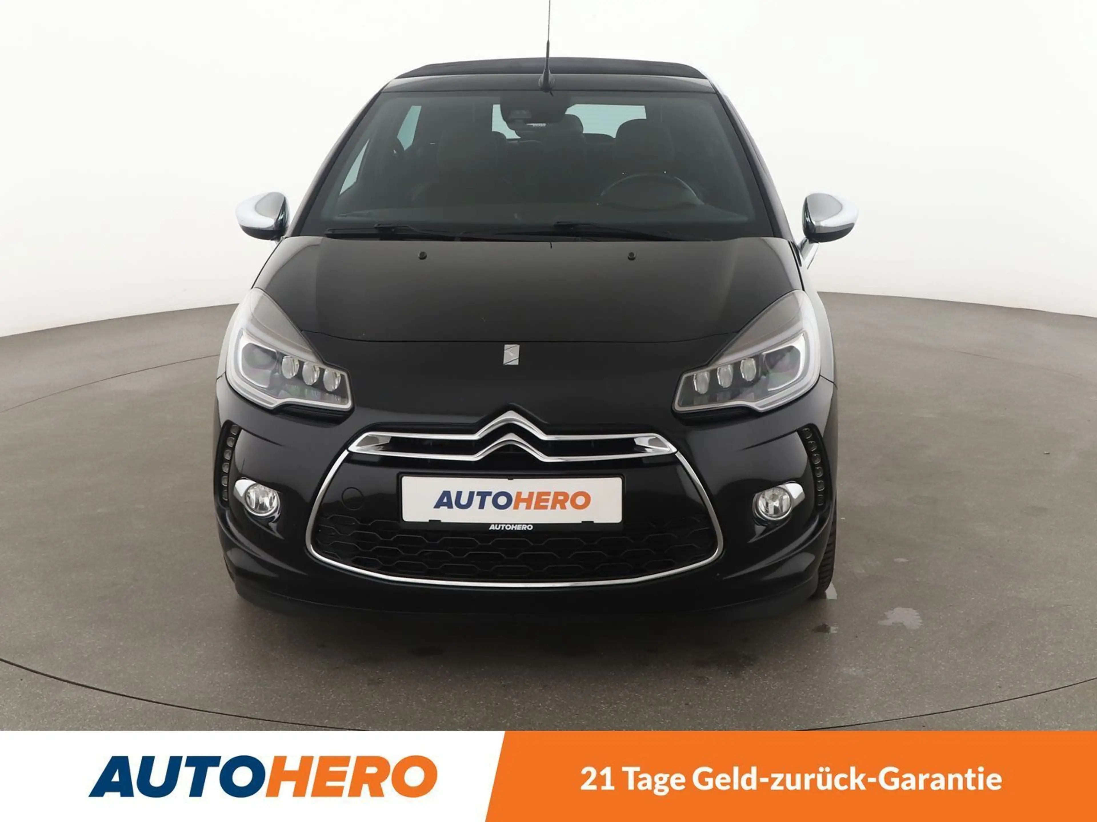 Citroen DS3 1.6 Blue-HDi SportChic *TEMPO*ALU*PDC* — photo 9