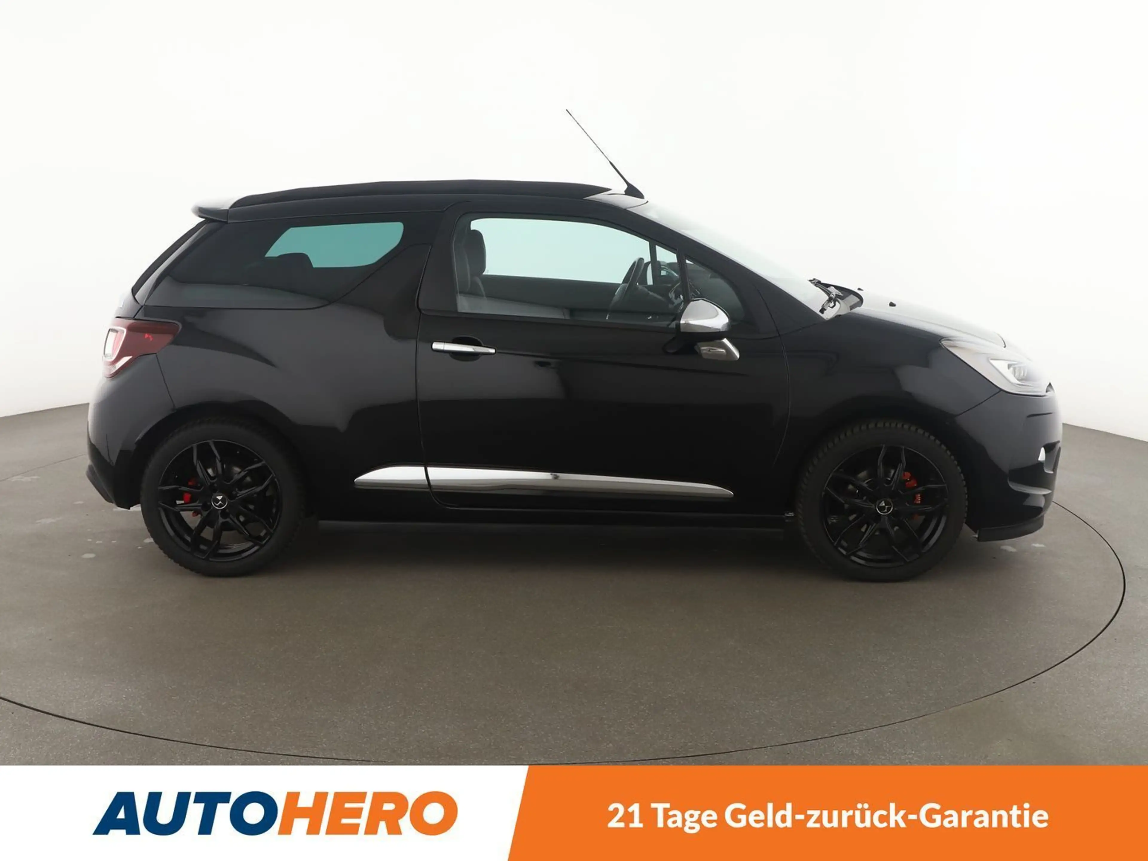 Citroen DS3 1.6 Blue-HDi SportChic *TEMPO*ALU*PDC* — photo 7