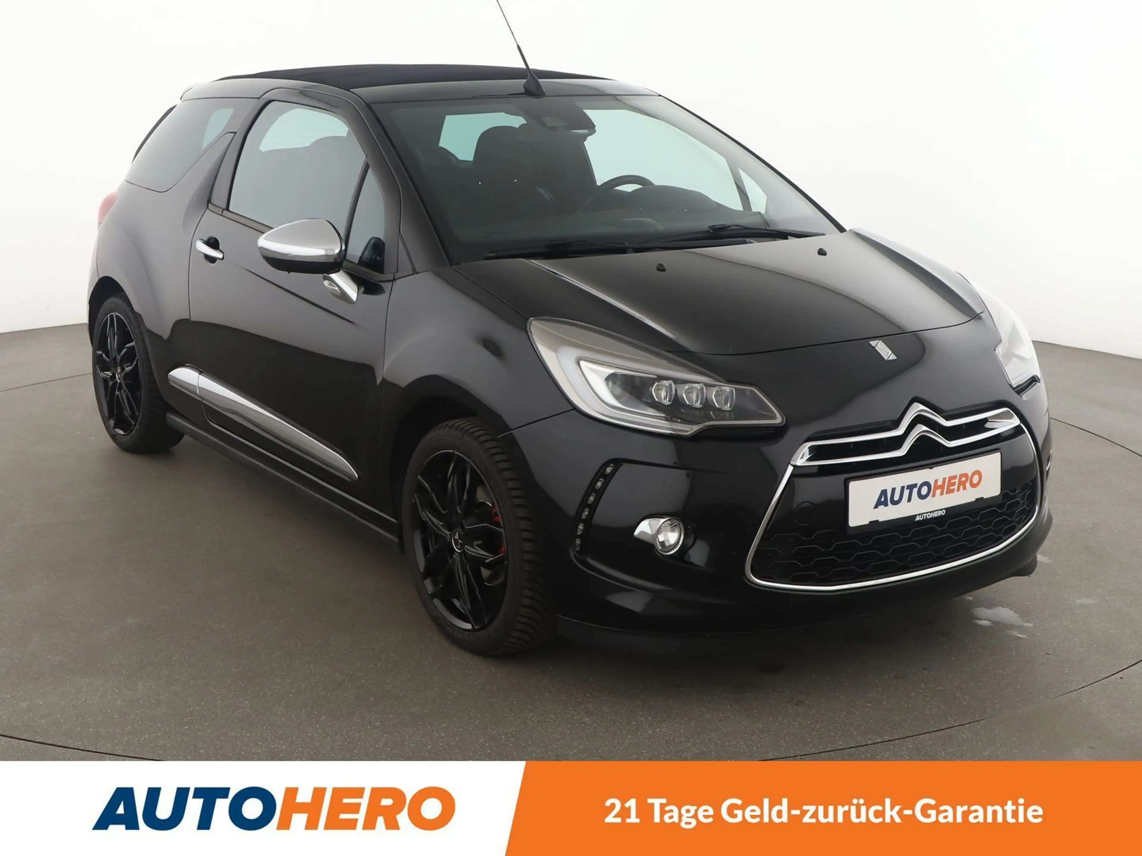 Citroen DS3 1.6 Blue-HDi SportChic *TEMPO*ALU*PDC* — photo 8