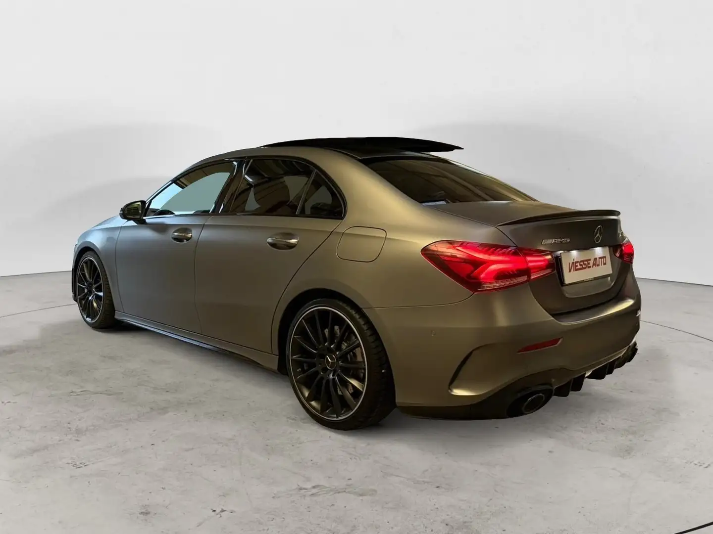 Mercedes-Benz A 35 AMG 4matic Sedan- tetto- race edition Gris - 2