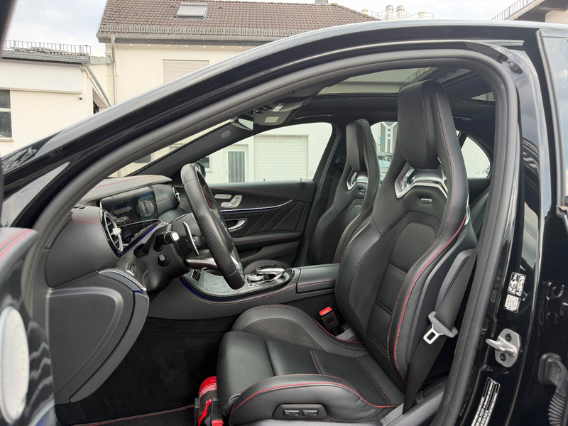 Mercedes-Benz E 53 AMG 4M+ PERF-Sitze*Pano*SoftClose*PerfAbgas — photo 3