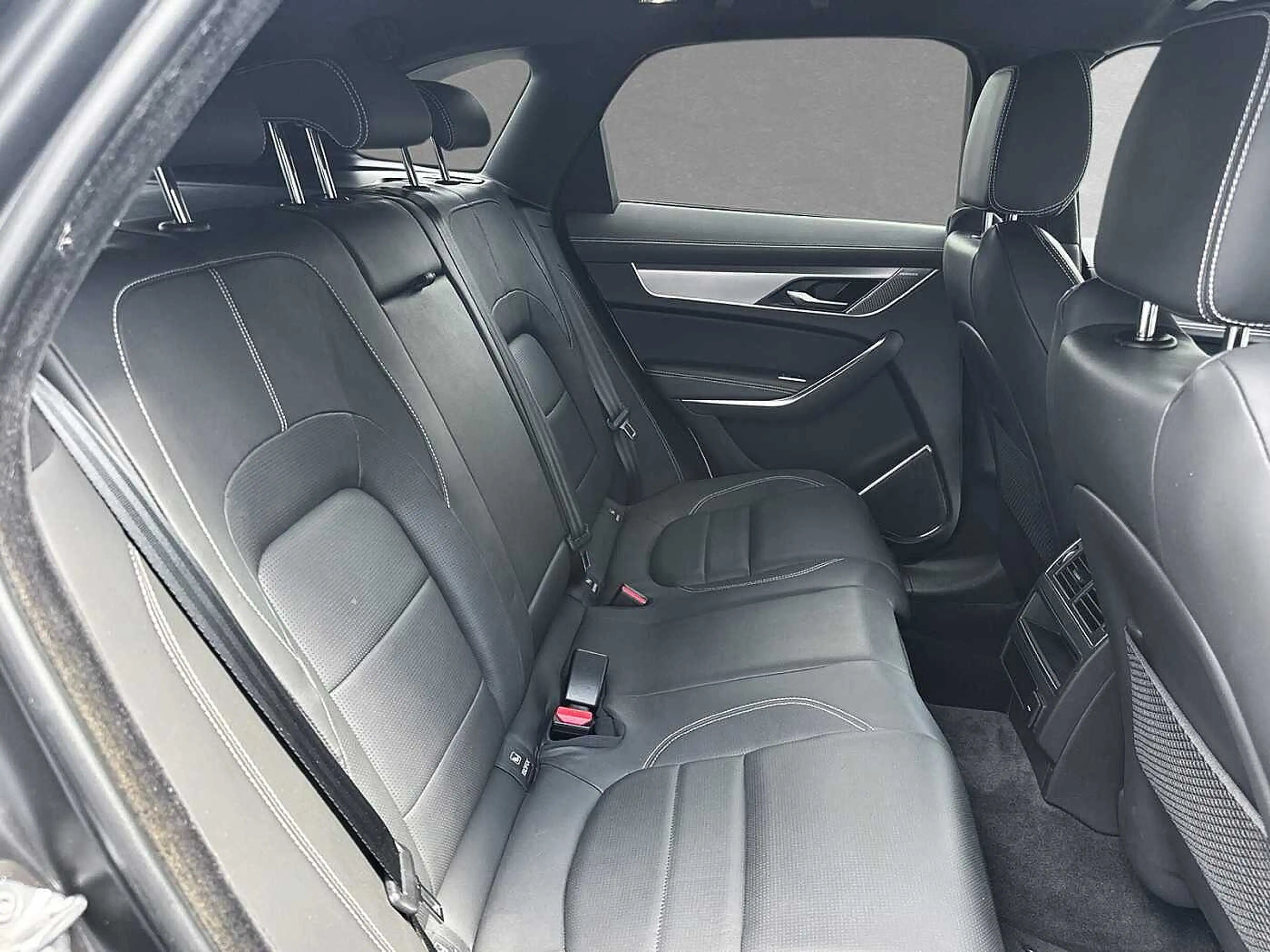 Jaguar F-Pace Diesel D300 AWD R-Dynamic SE — photo 5