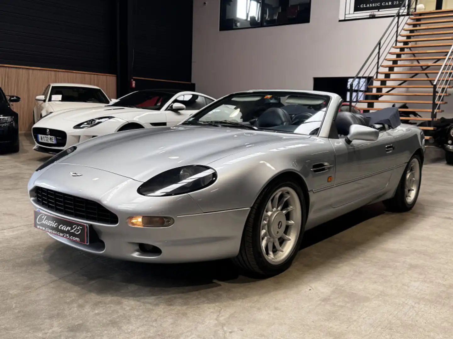 Aston Martin Volante 6 CYLINDRES CABRIOLET - 1
