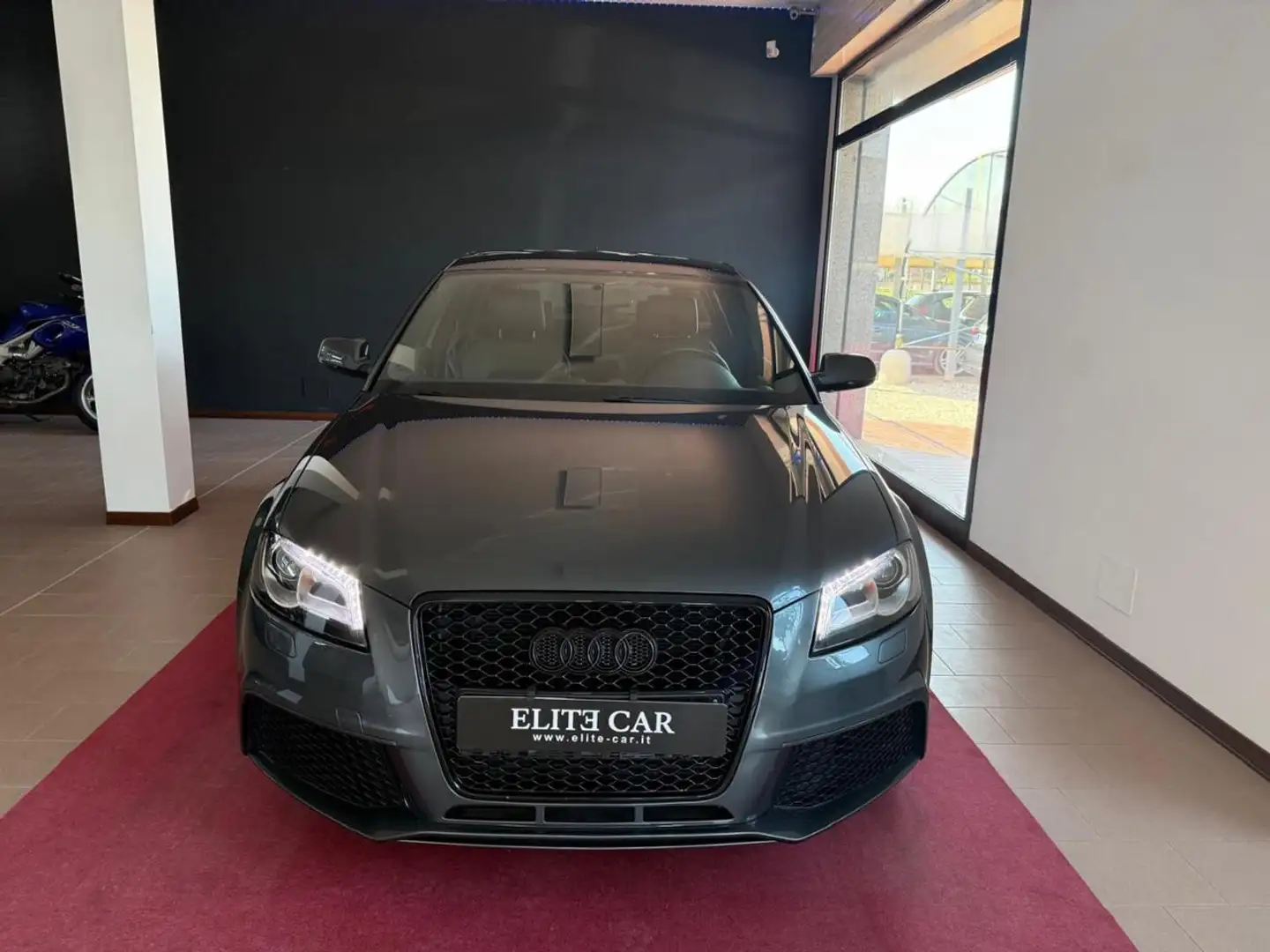 Audi RS3 SPB 2.5 TFSI quattro S tronic Gris - 2