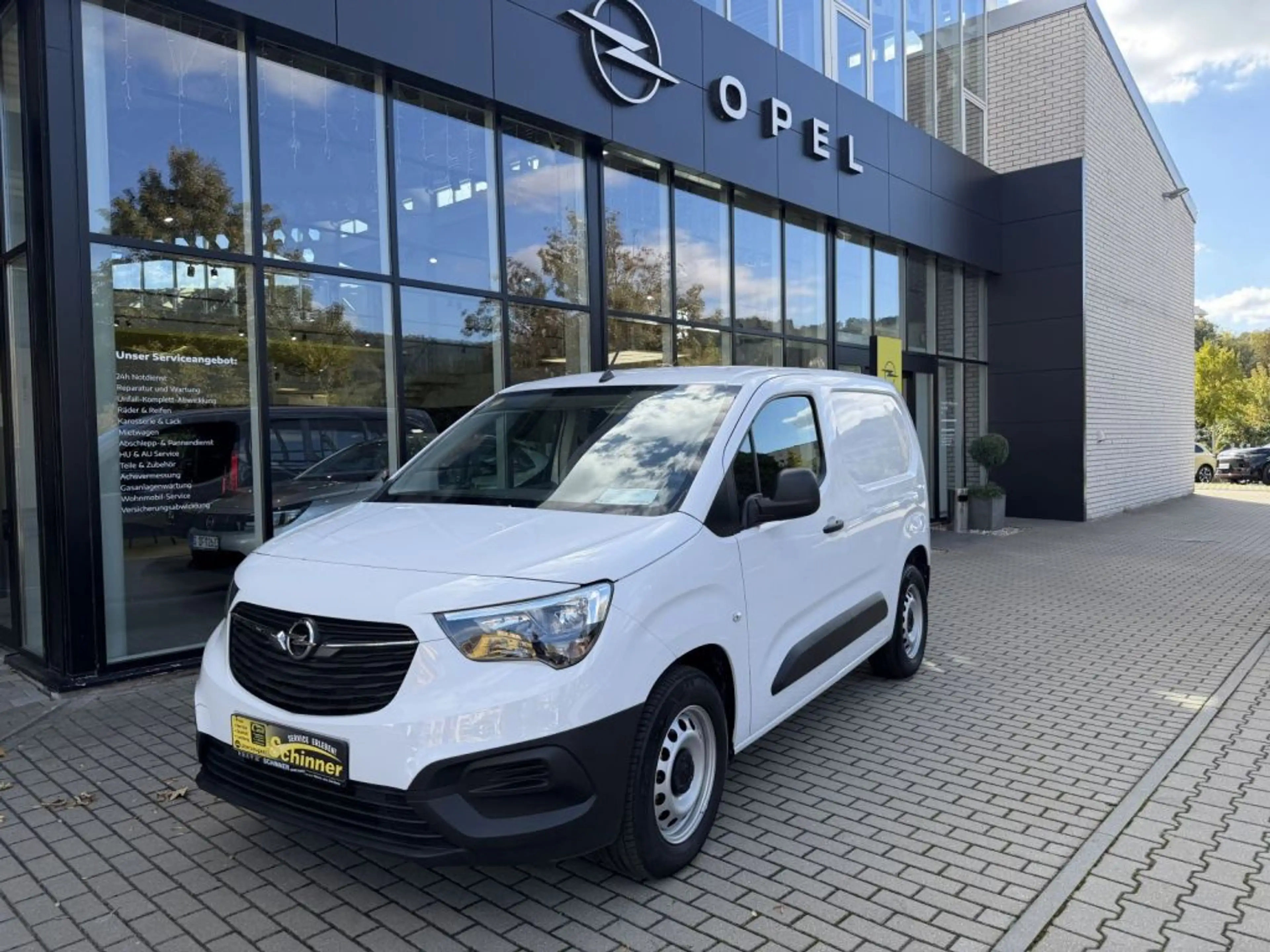 Opel Combo-e Cargo (50-kWh) Edition — photo 6