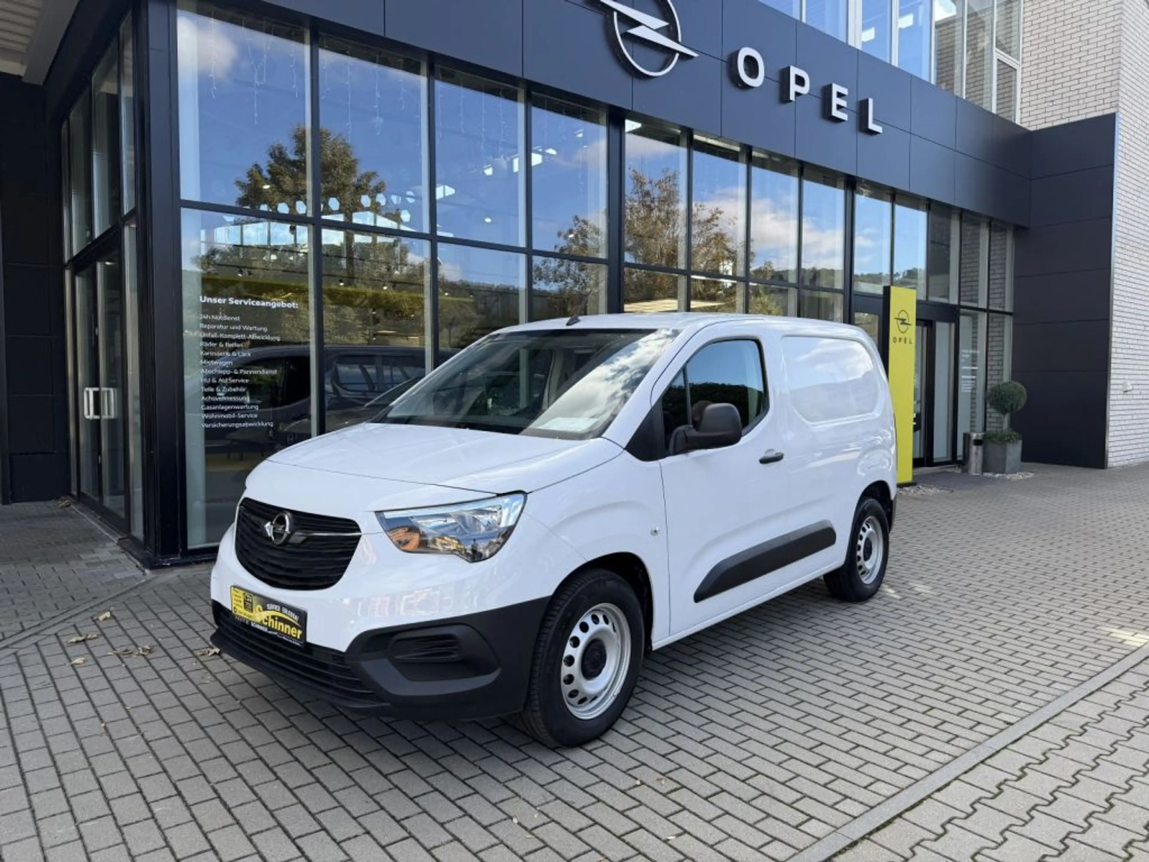 Opel Combo-e Cargo (50-kWh) Edition — photo 8