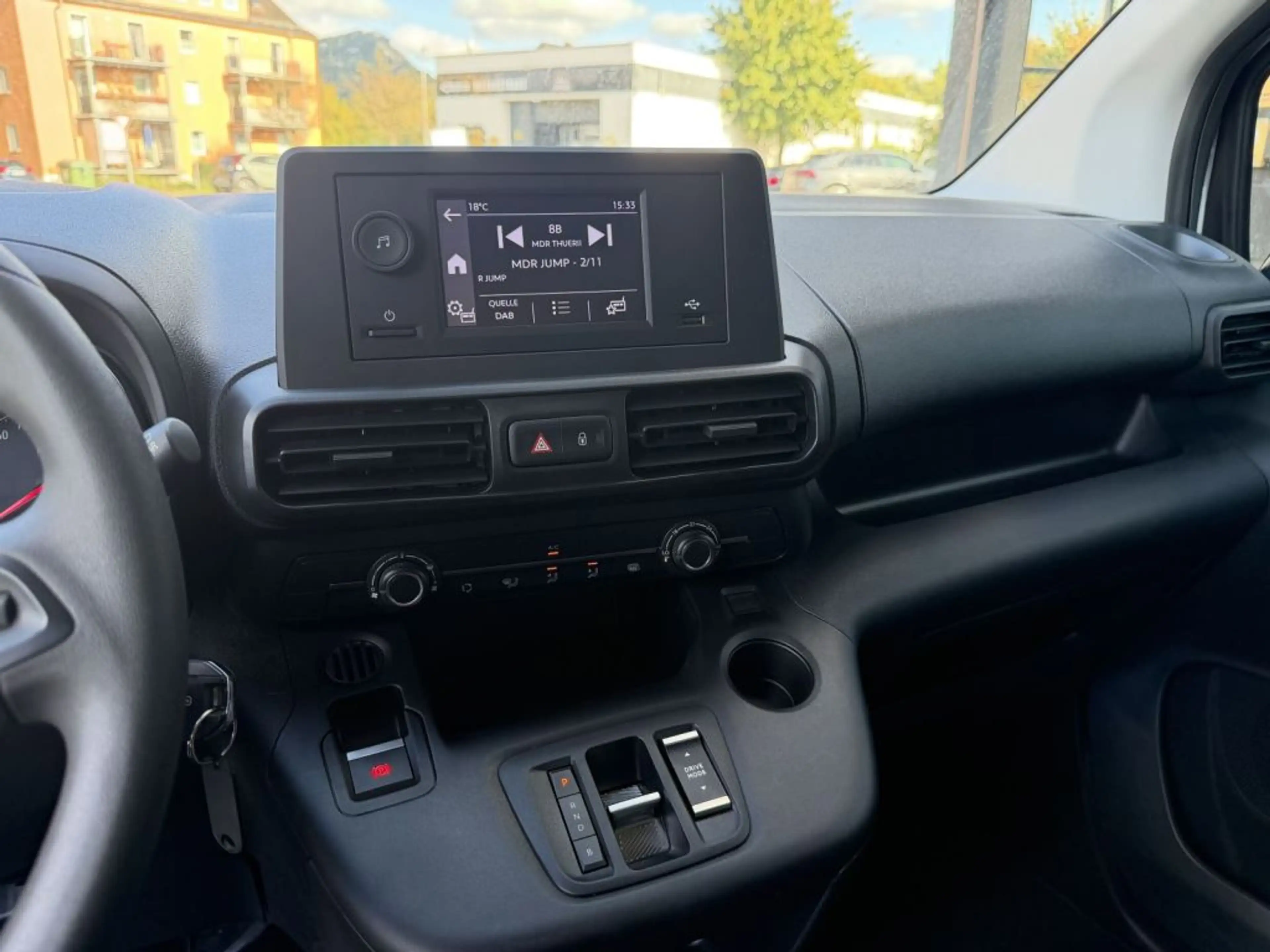 Opel Combo-e Cargo (50-kWh) Edition — photo 5
